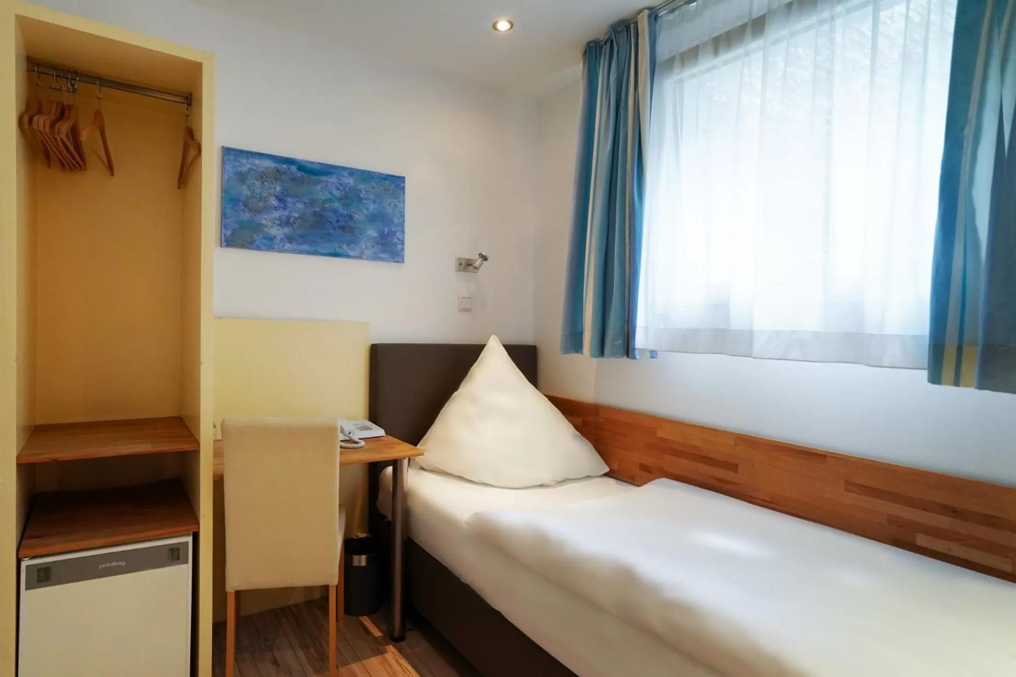 Photo of the whole room, Bed in Hotel im Kupferkessel