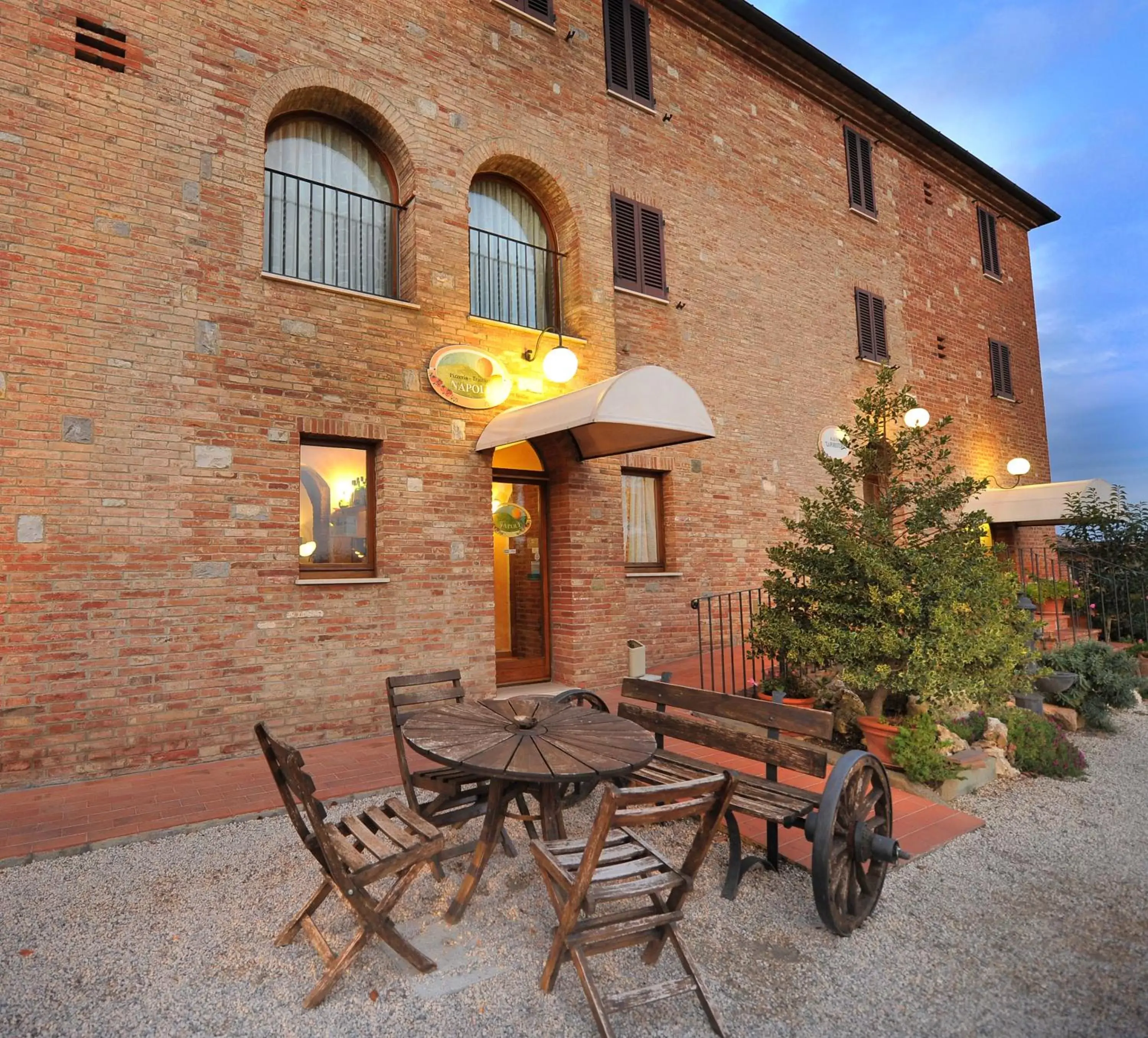 Restaurant/places to eat in Albergo La Foresteria