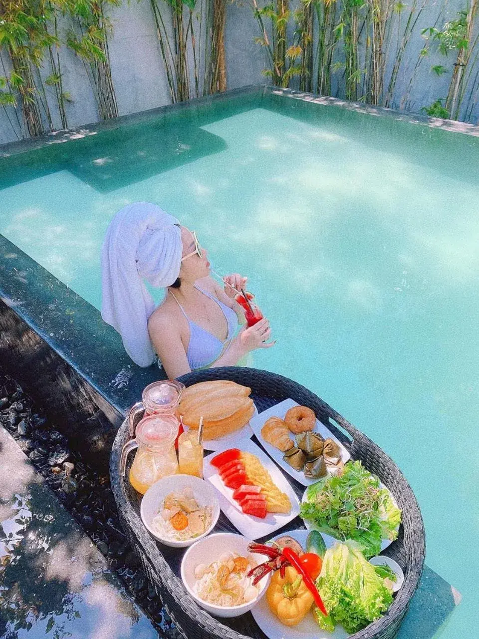 Swimming Pool in Palm View Villa