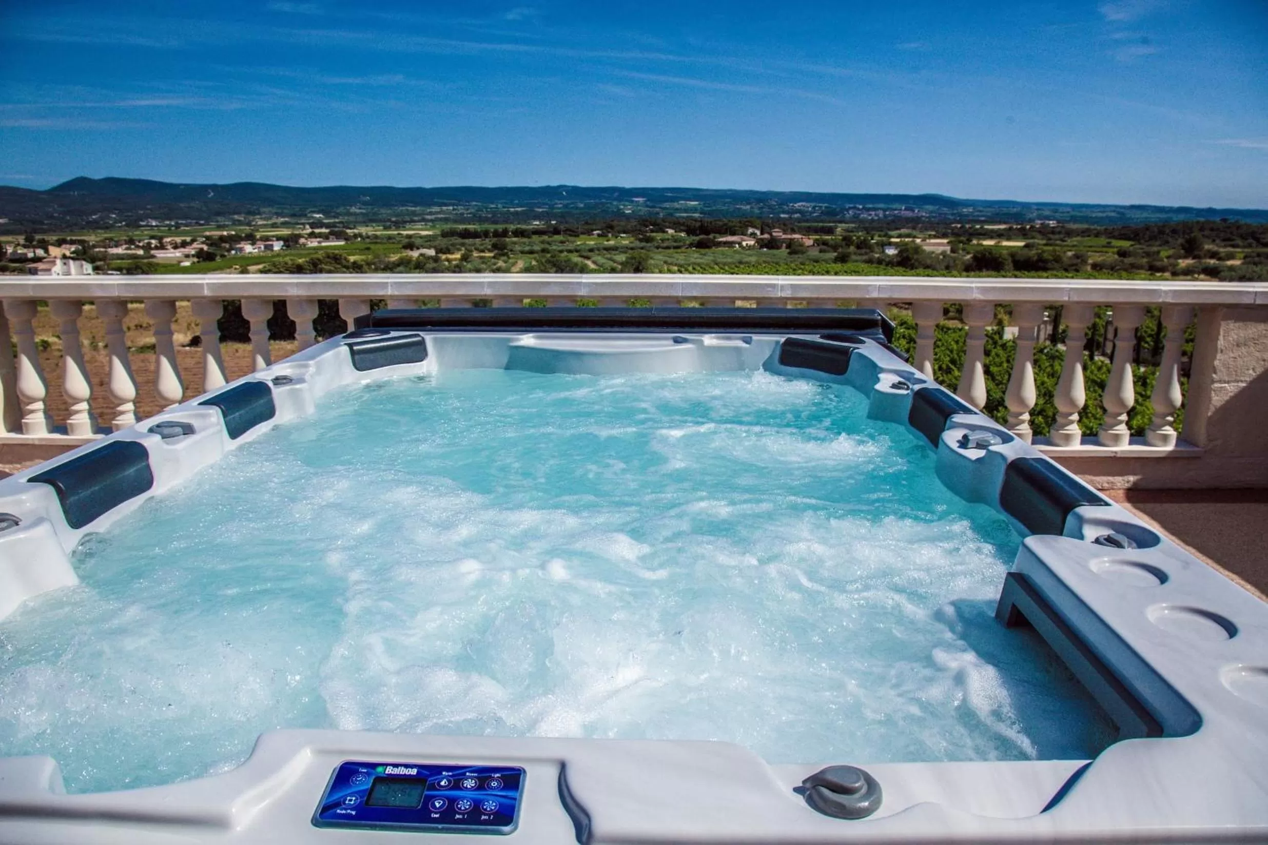 Day in Château de Valloubière