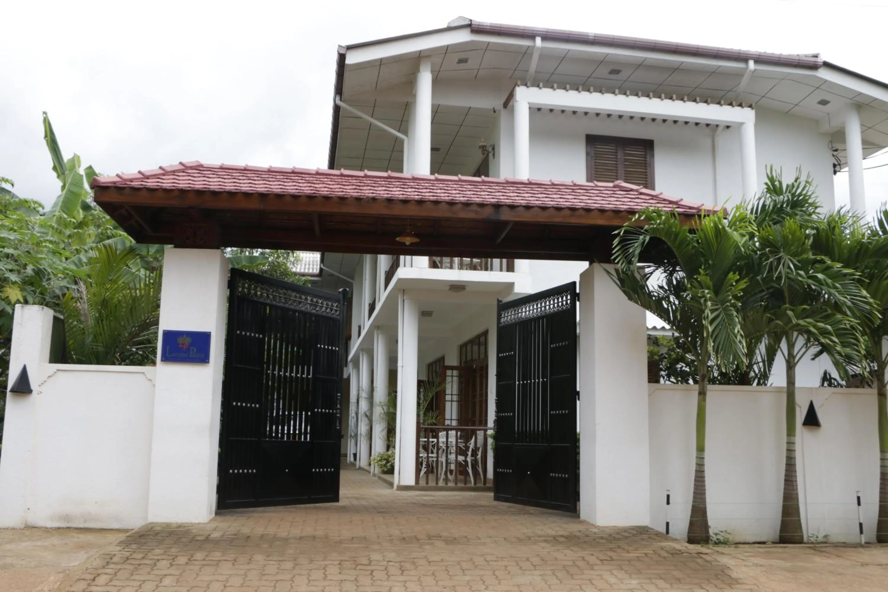 Property building in London Palace