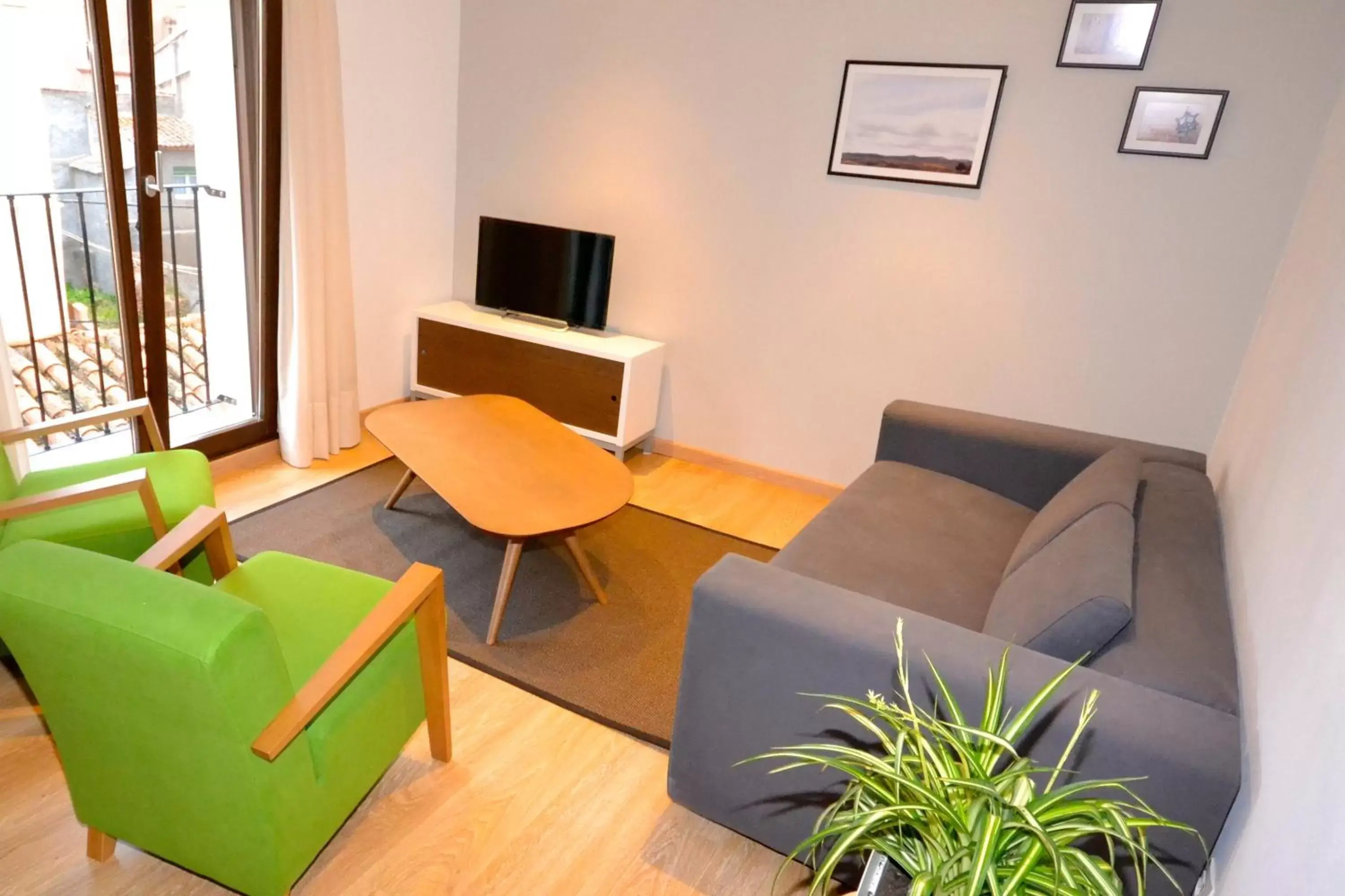 Day, Seating Area in La Casa de las Aldeas