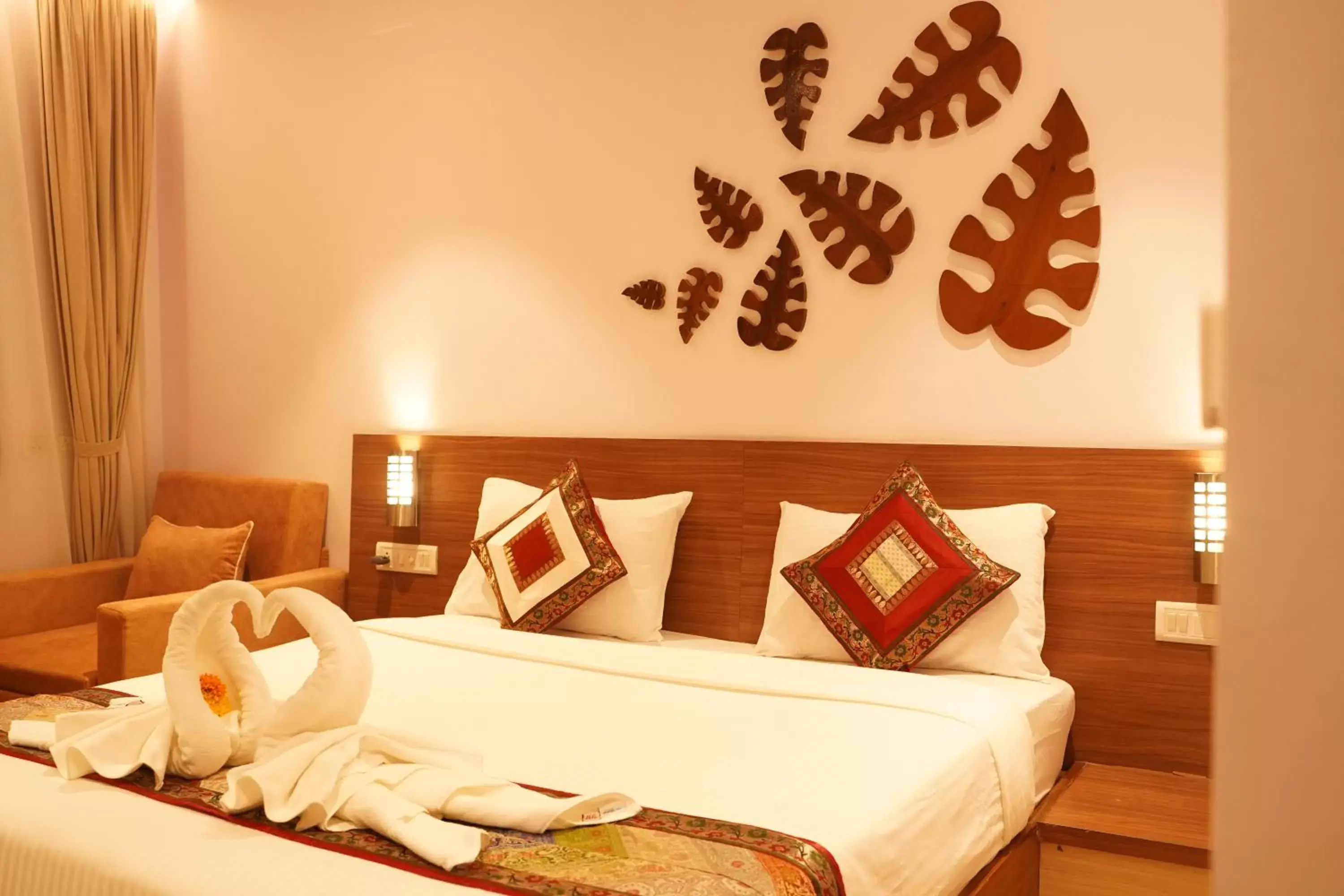 Bedroom, Bed in Hotel Gorbandh
