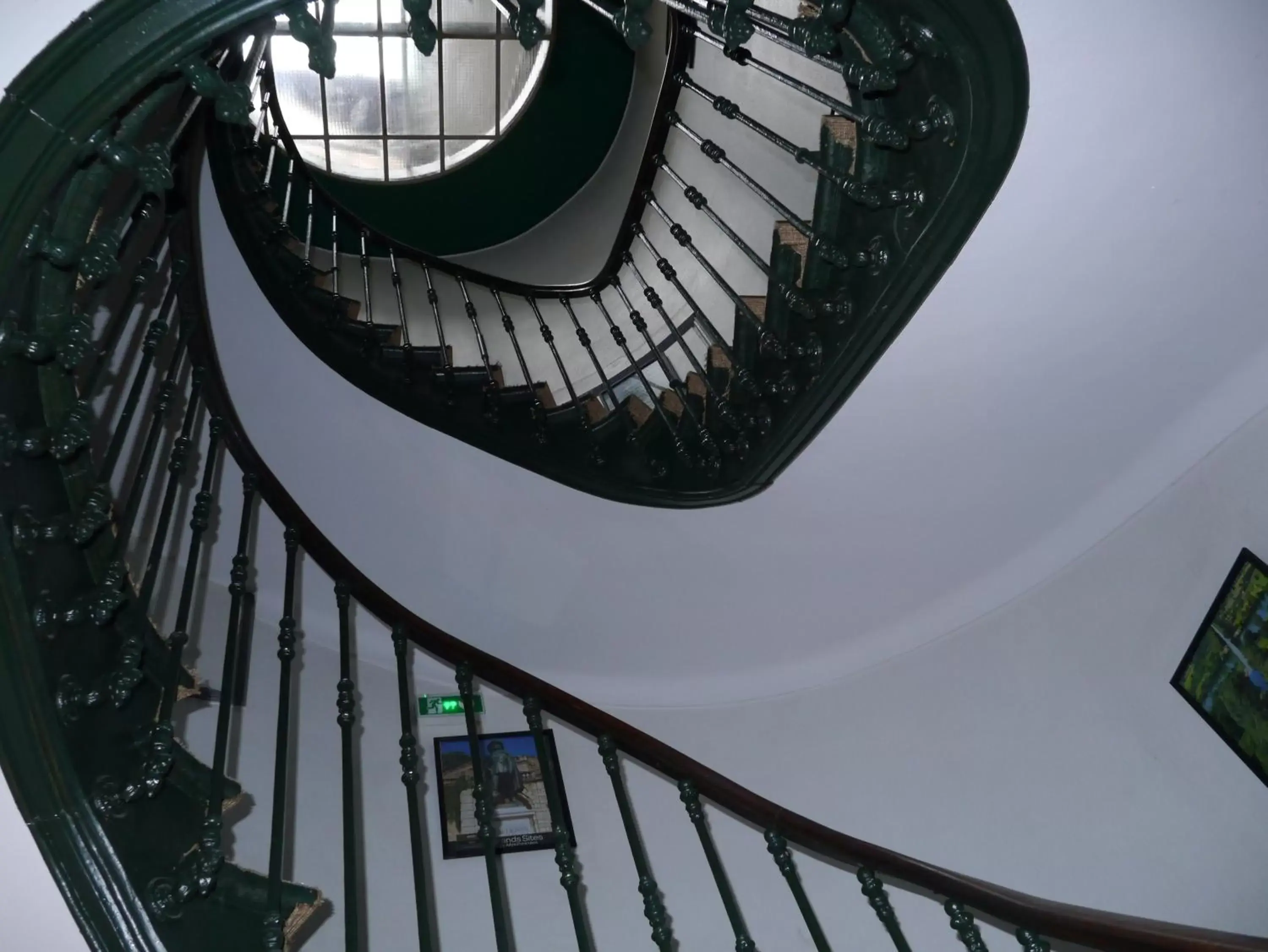 Lobby or reception in Hôtel des Ambassadeurs Lobby or reception in Hôtel des Ambassadeurs