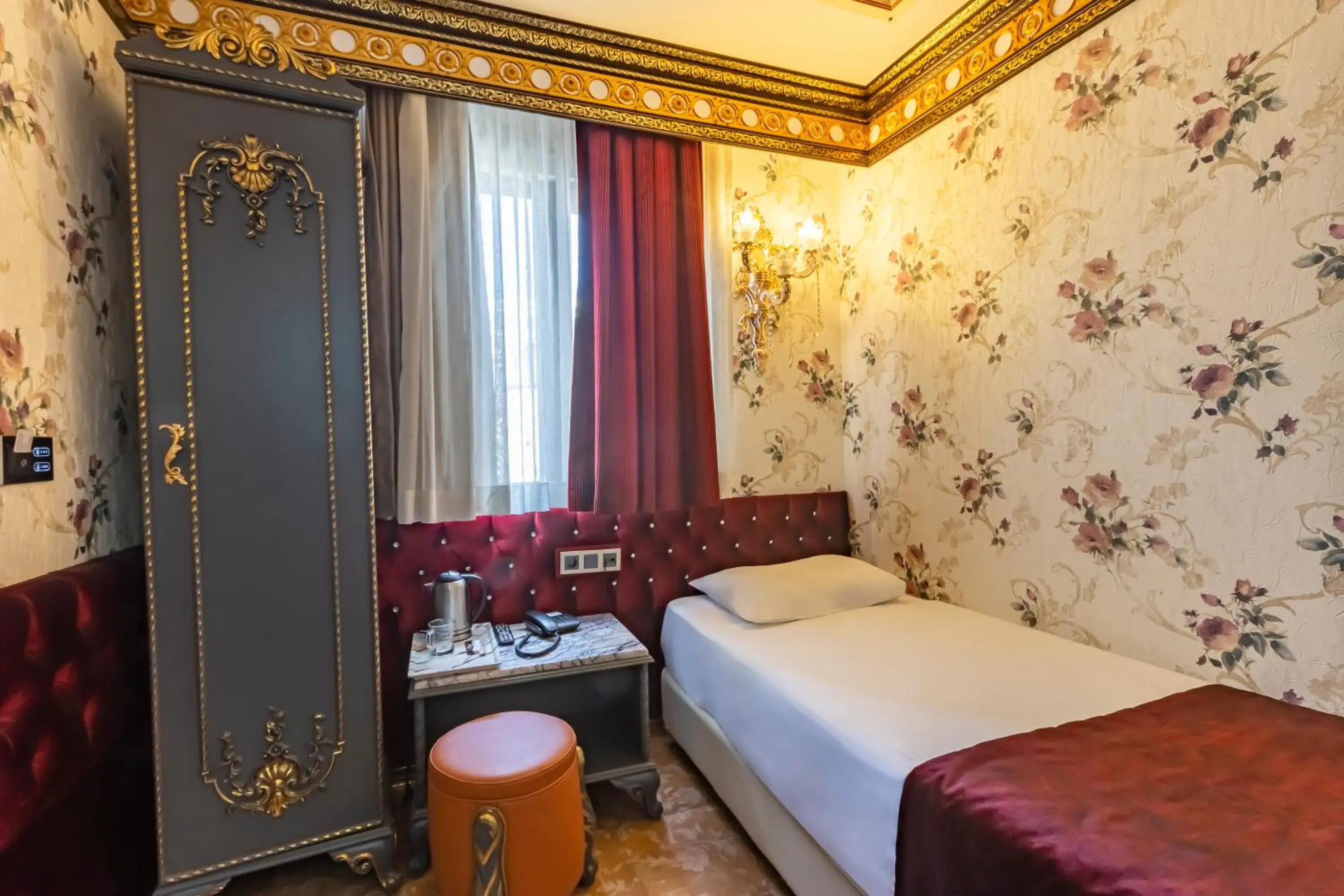 Bed in Laleli Blue Marmaray Hotel