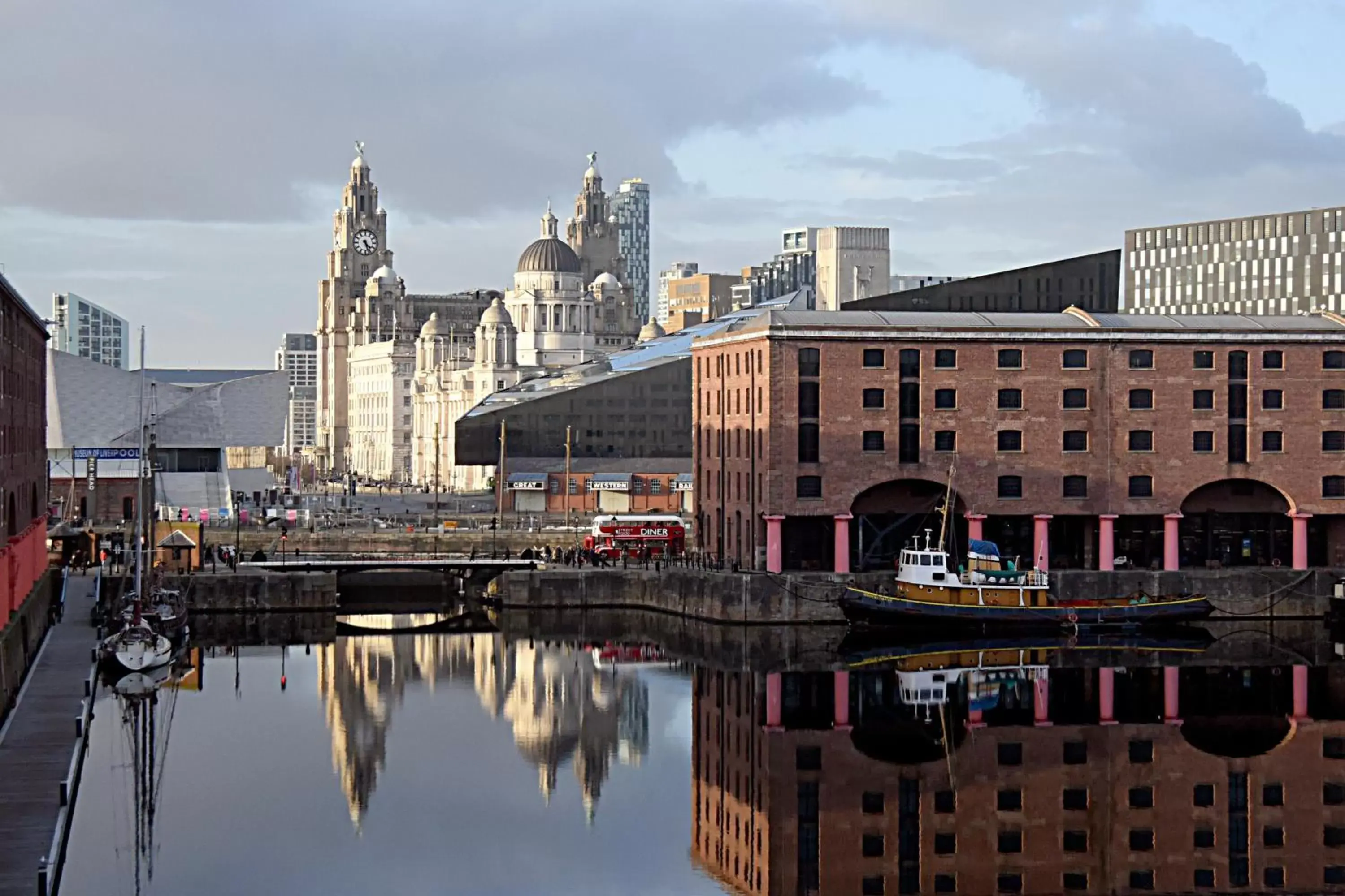 Photo of the whole room in Holiday Inn Express Liverpool-Albert Dock, an IHG Hotel