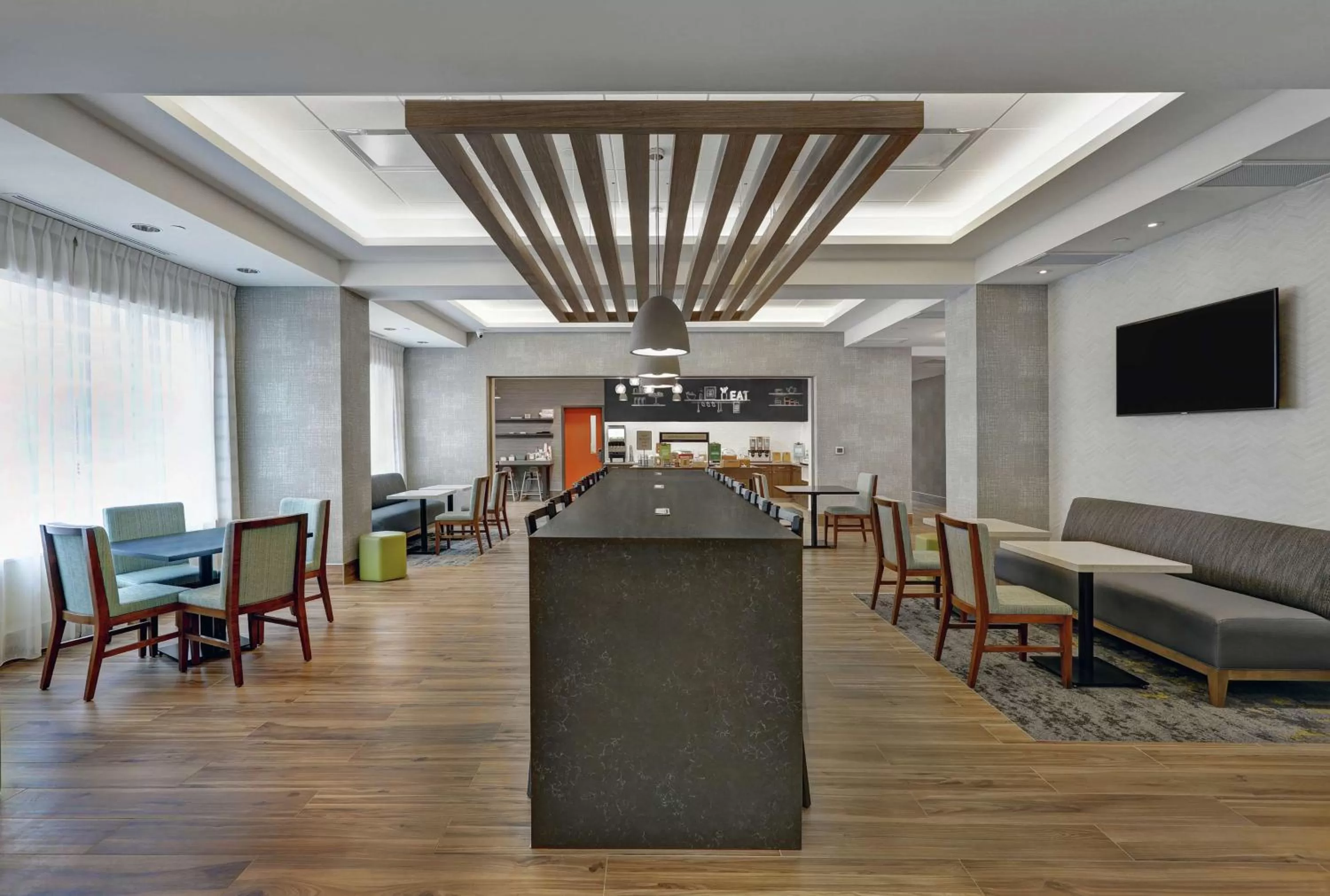 Breakfast in Hampton Inn Peterborough