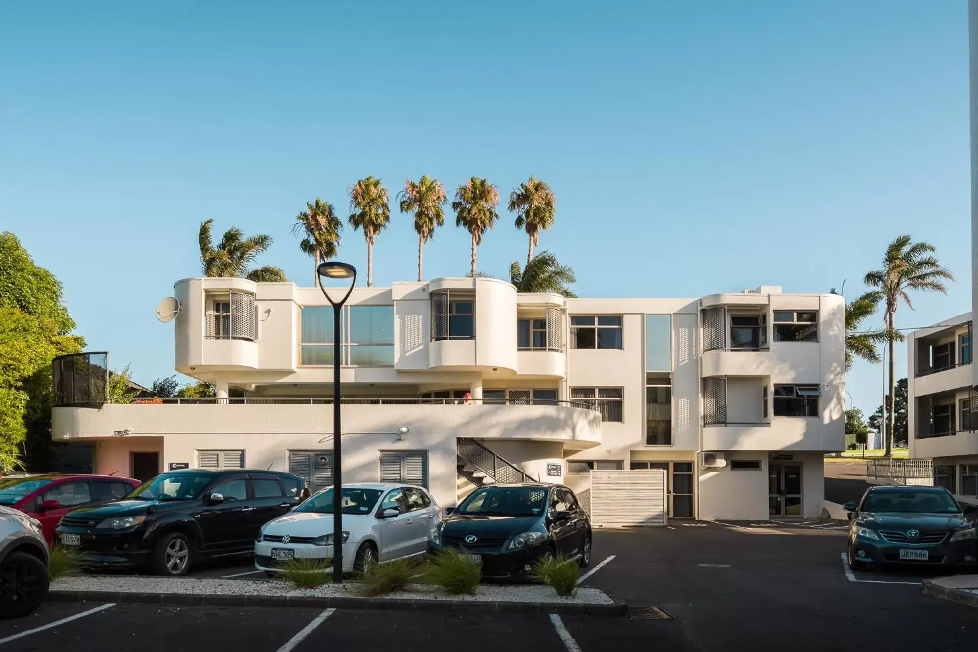 Parking, Property Building in Carnmore Hotel Takapuna