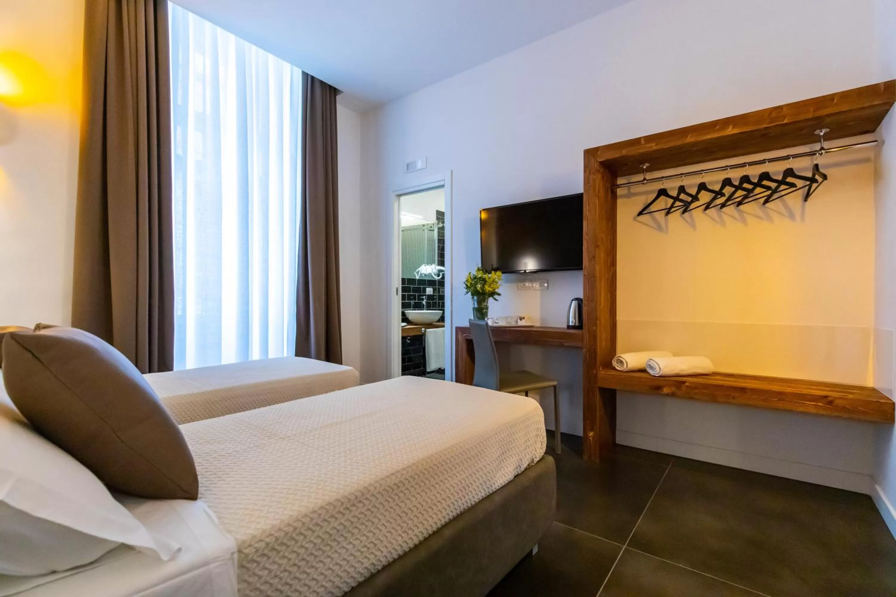 Photo of the whole room, Bed in Santa Chiara Inn