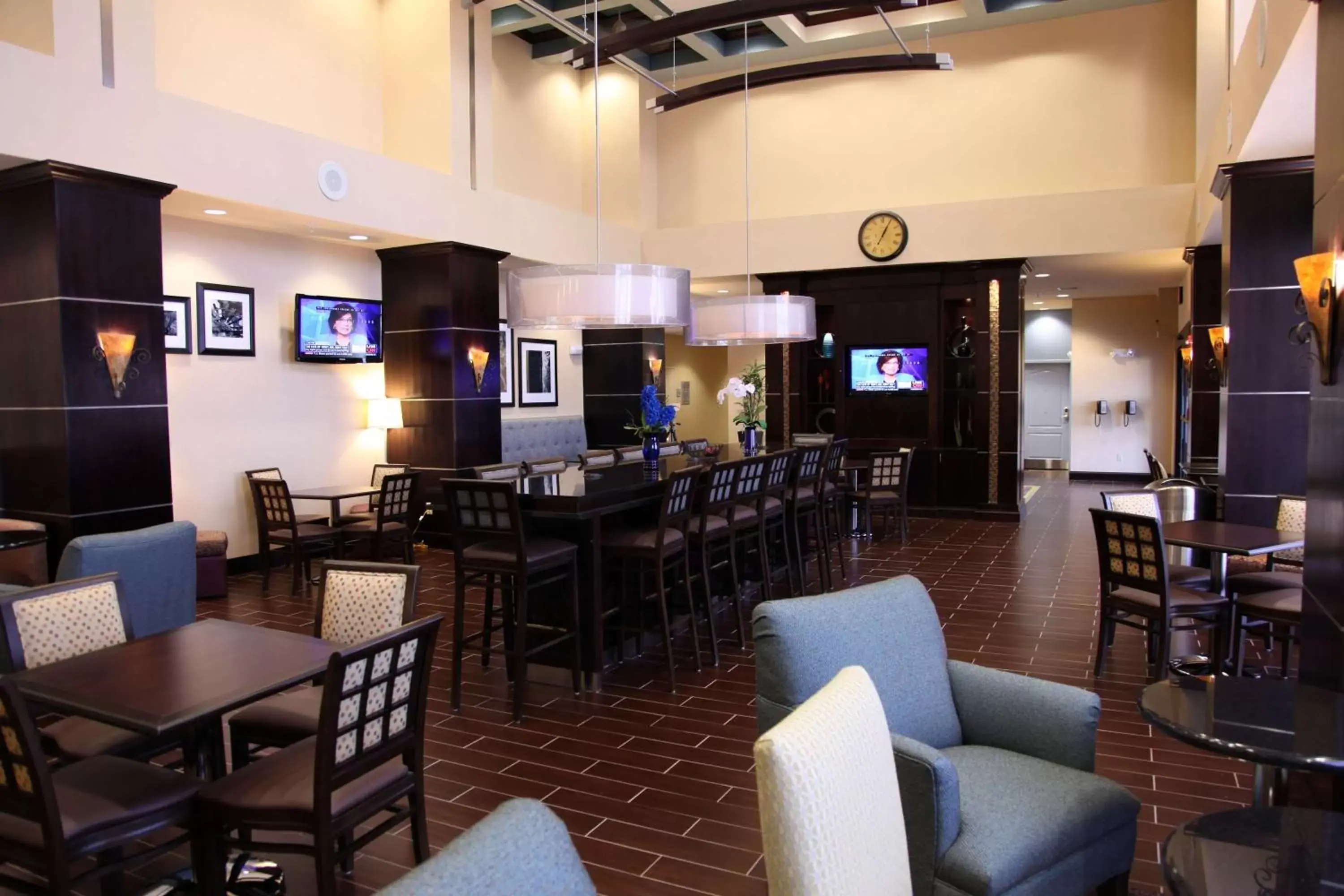 Lobby or reception, Restaurant/Places to Eat in Hampton Inn & Suites Carlsbad