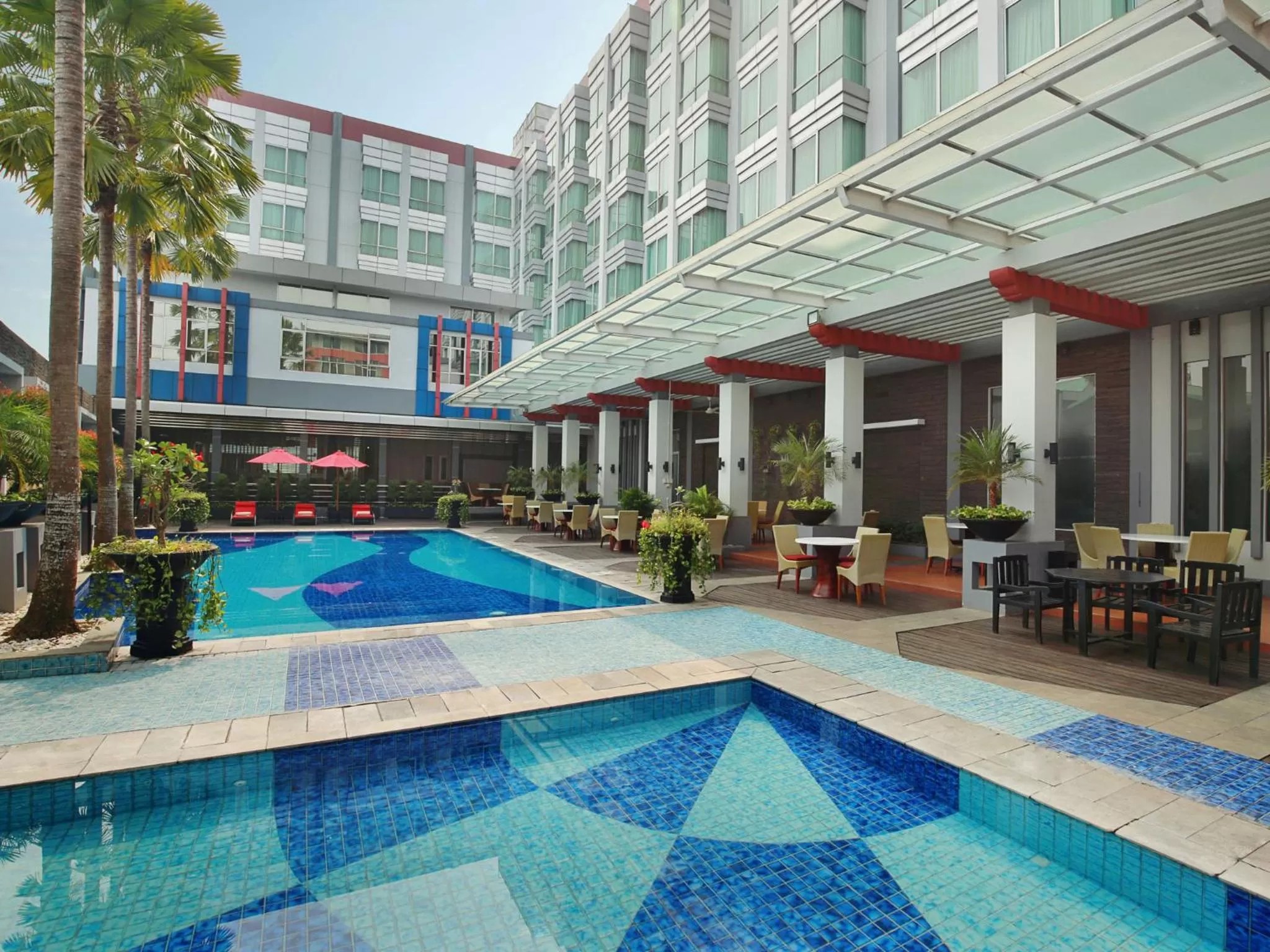  in Mercure Pontianak City Center