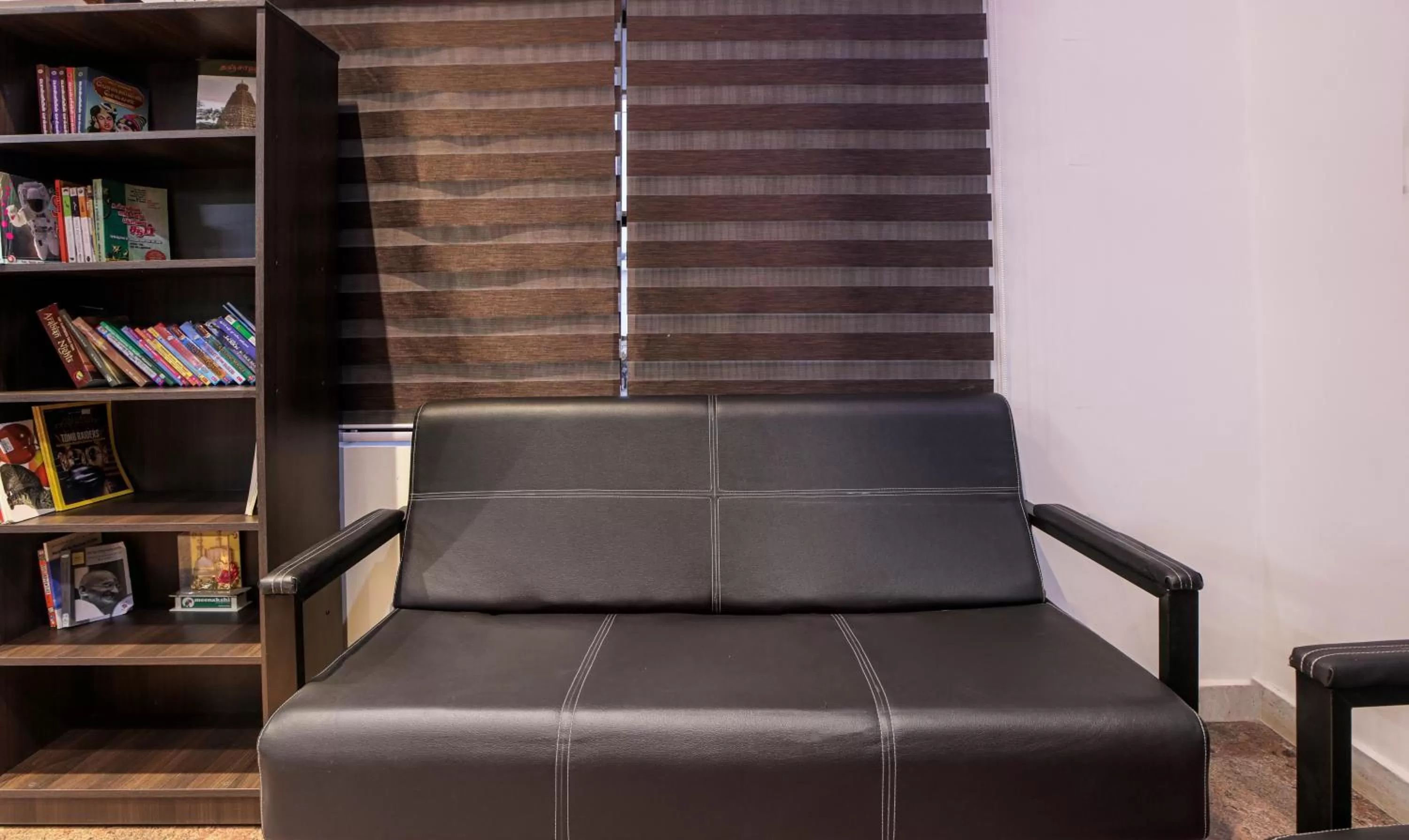 Seating area in Treebo Naaz Royal