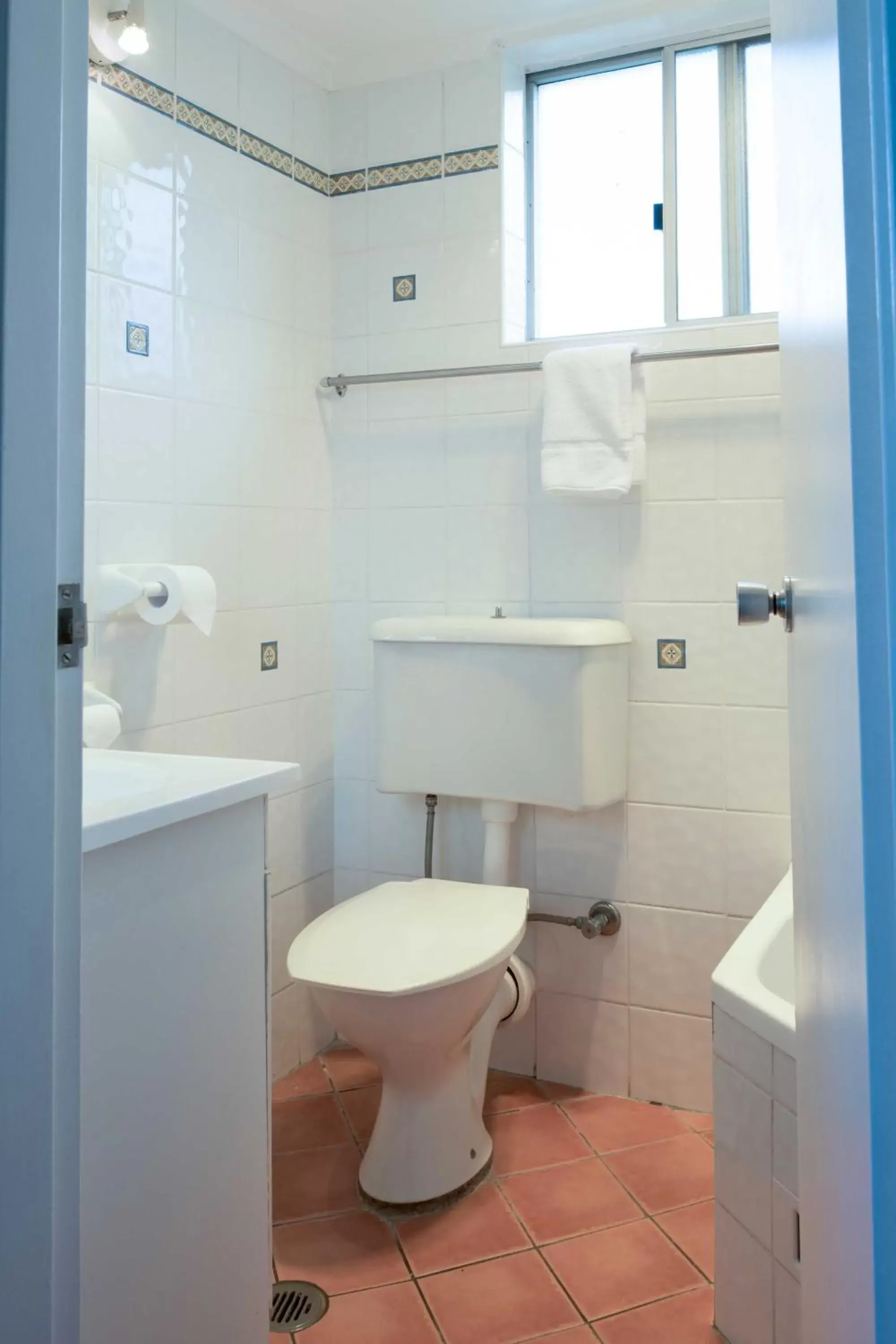 Toilet, Bathroom in Katoomba Town Centre Motel