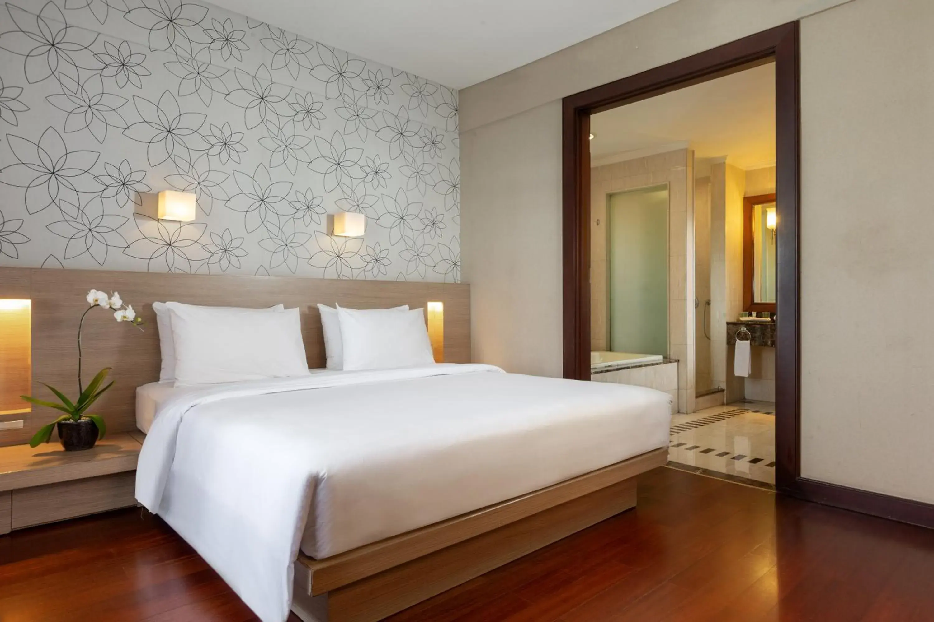 Bedroom, Bed in Hotel Santika Bandung