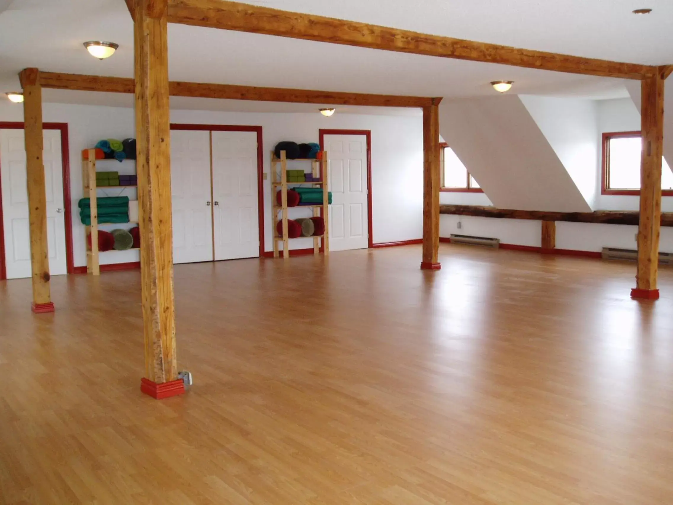 Fitness centre/facilities in La Grange Country Inn