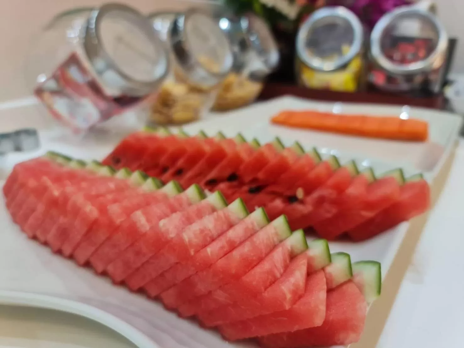 Restaurant/places to eat in NORN Rimklong Bangkok Hotel