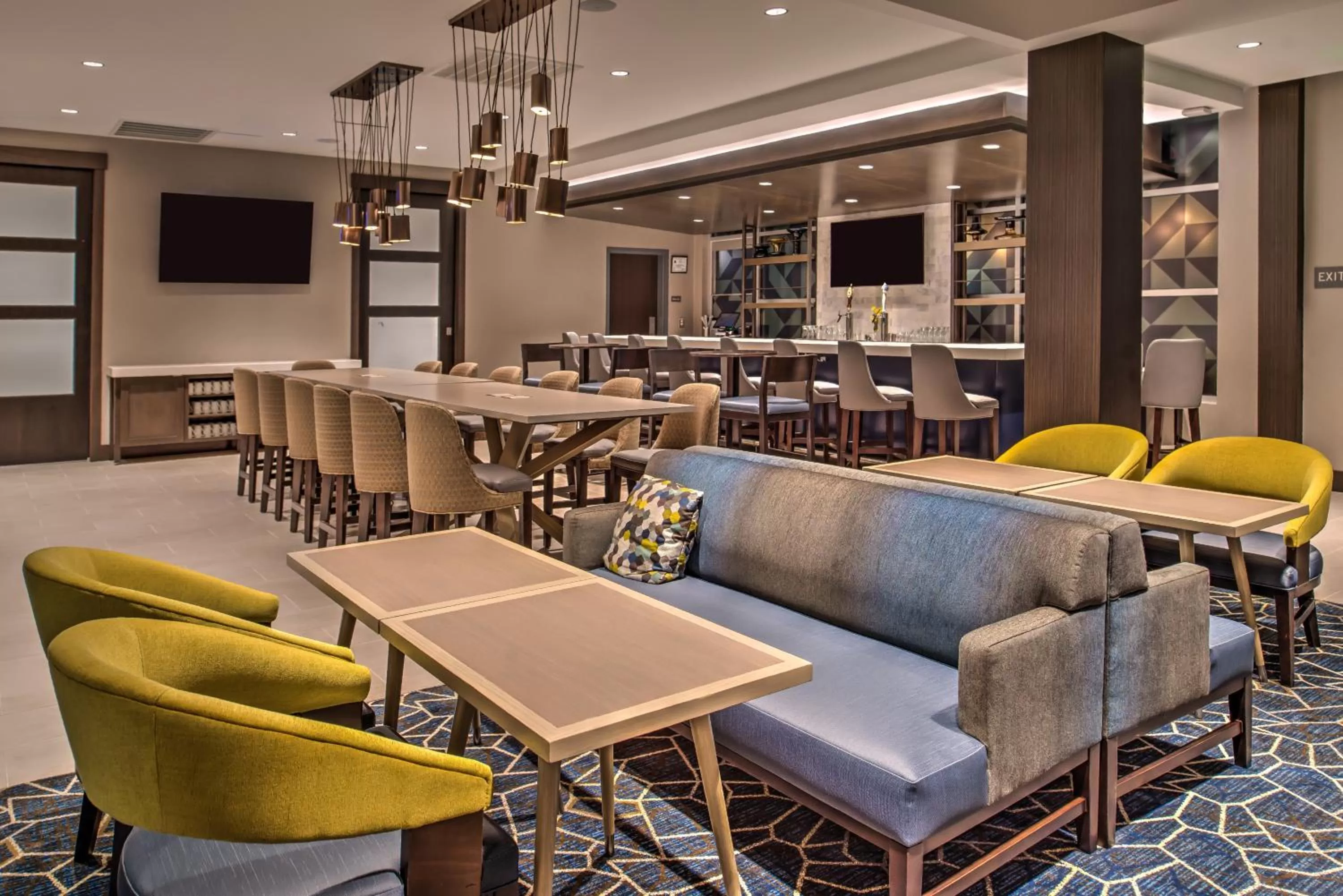 Lounge or bar in Hyatt House Raleigh/Rdu/Brier Creek