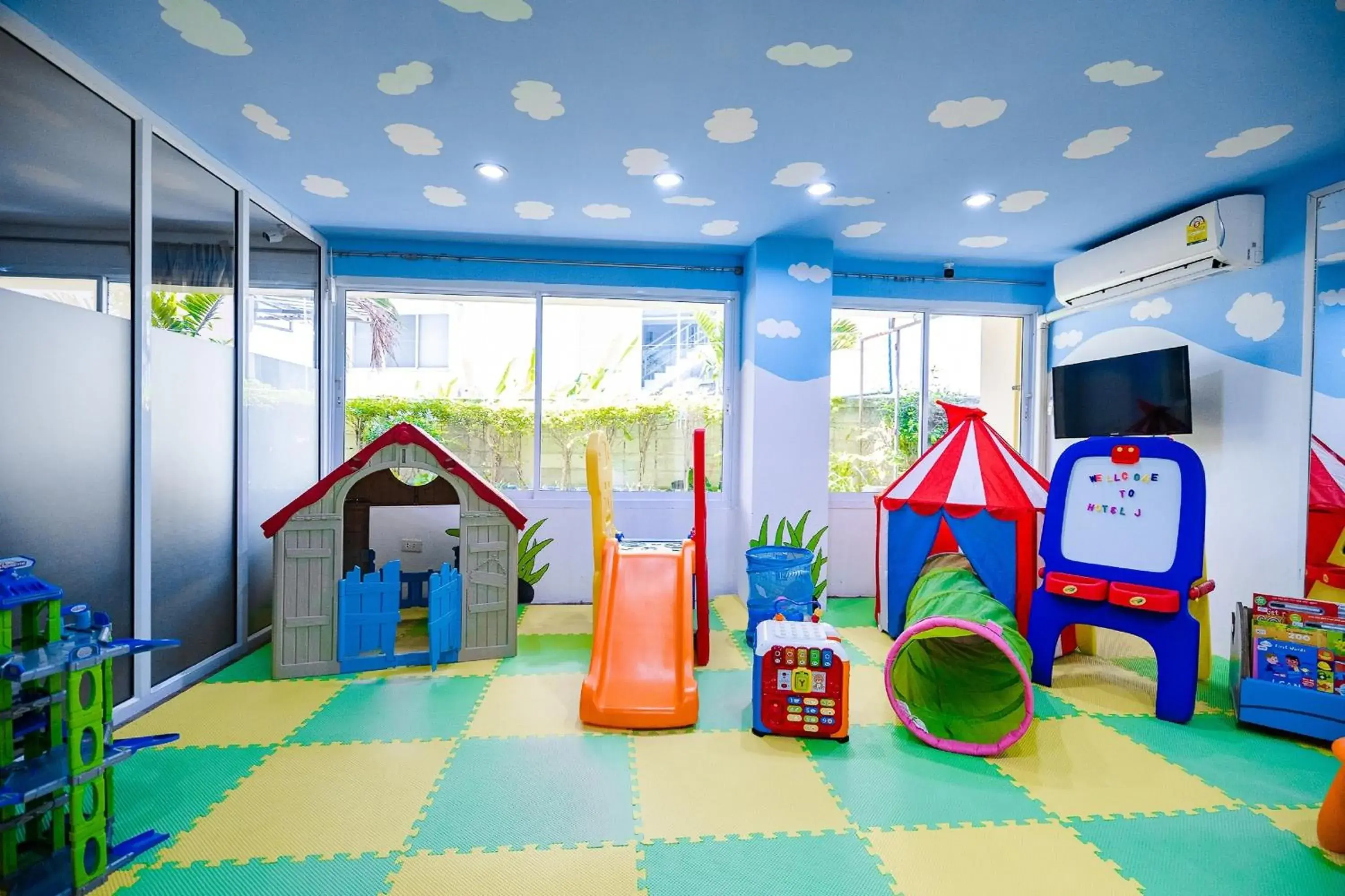 Kids's club, Kid's Club in Hotel J Residence (SHA Plus)