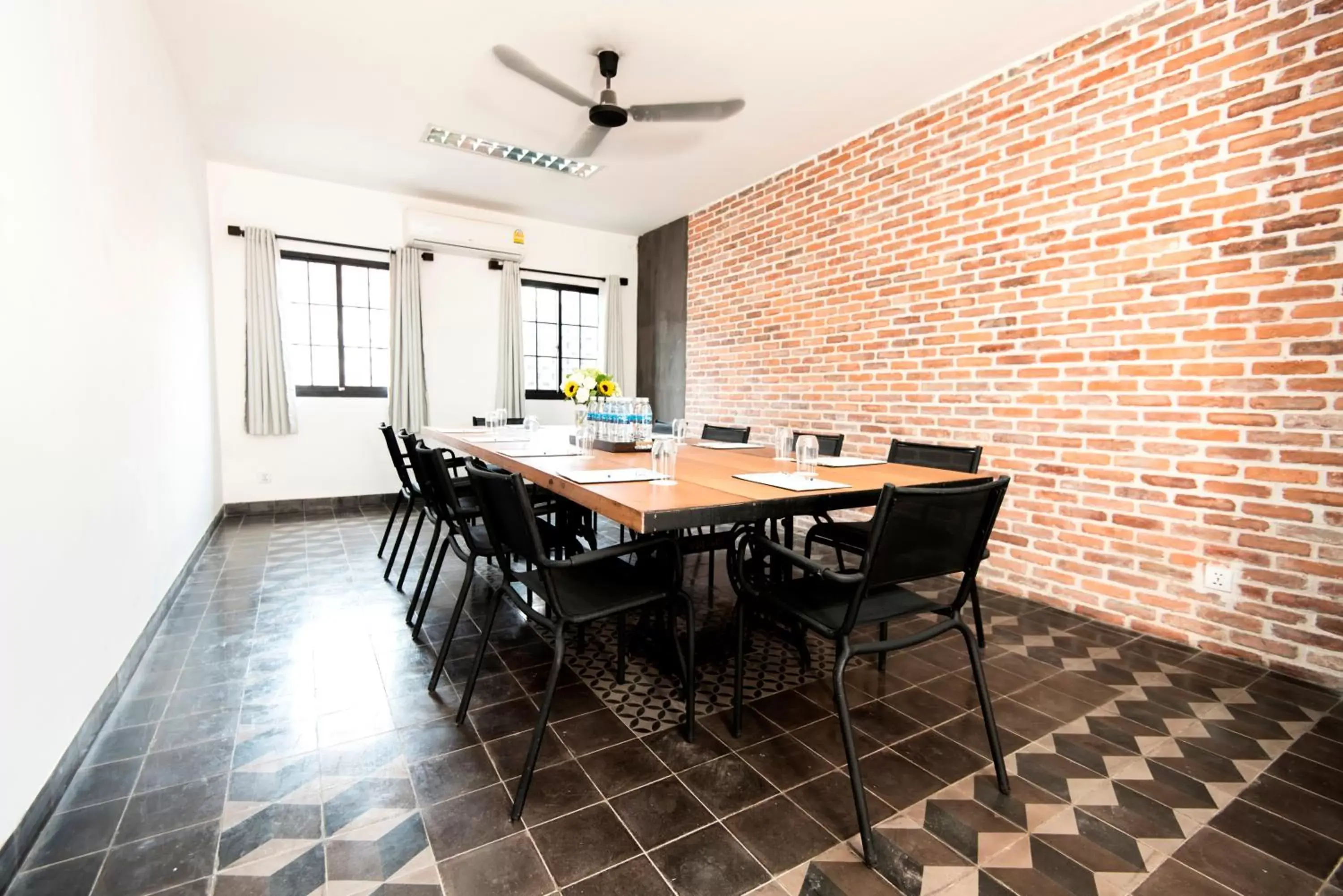 Business facilities, Dining Area in Aquarius Hotel and Urban Resort