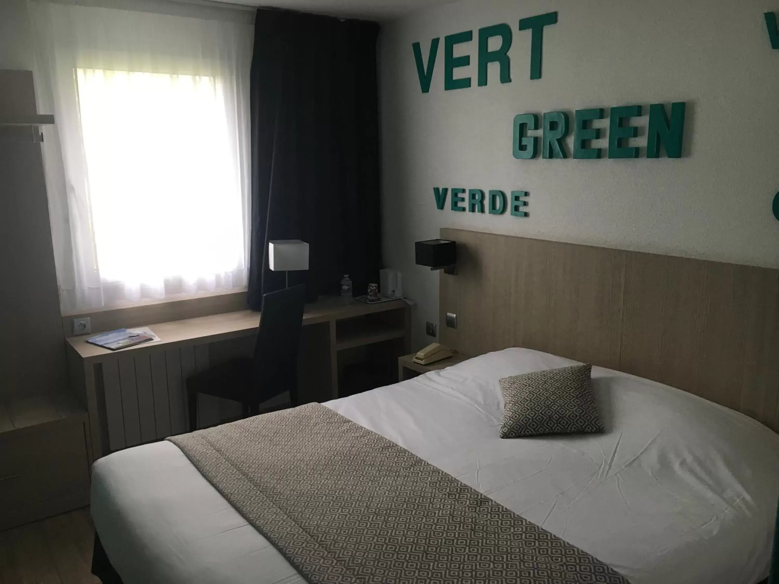 Bed in Hôtel Relais d'Étretat