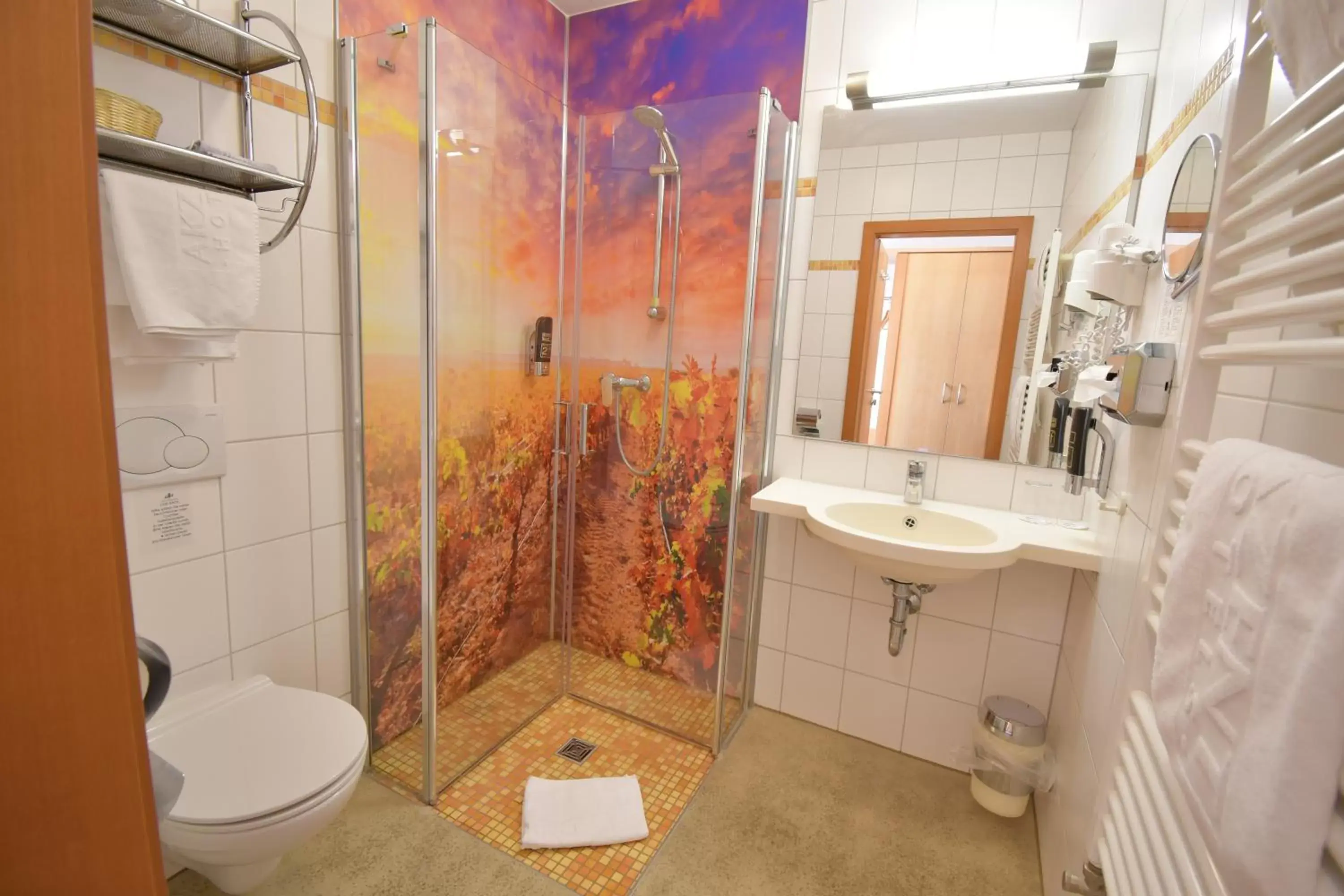 Bathroom in Akzent Hotel Franziskaner