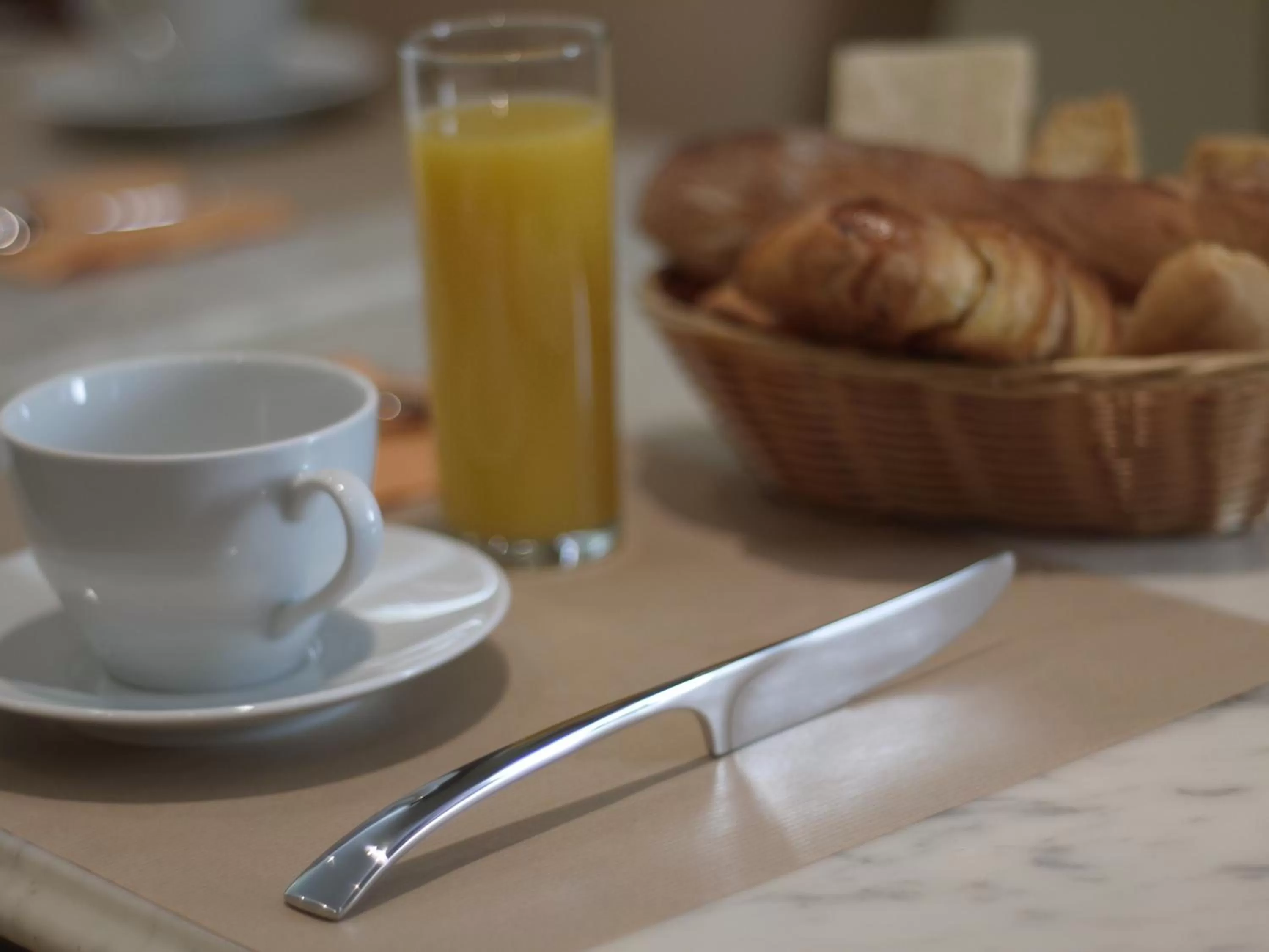 Breakfast in Hotel de La Comédie