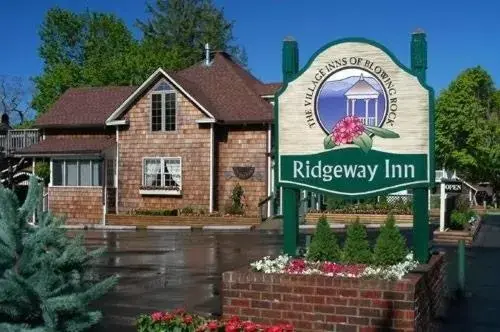 Property Building in Ridgeway Inn - Blowing Rock