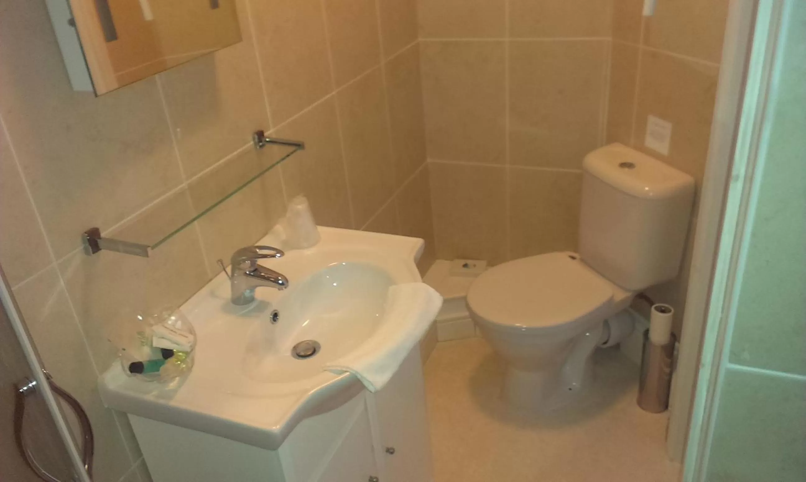 Bathroom in Pant Teg B & B