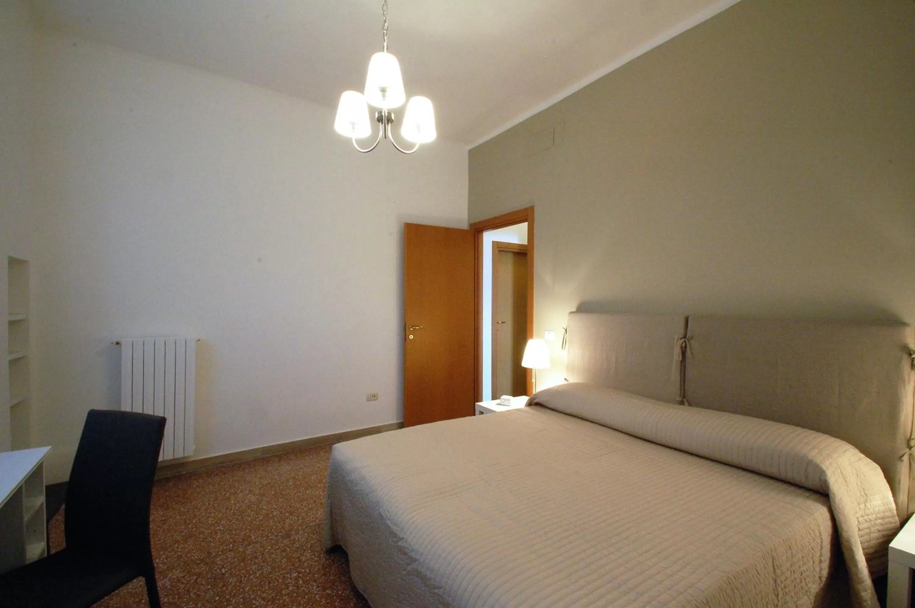 Decorative detail, Bed in Giardino dei Frutti