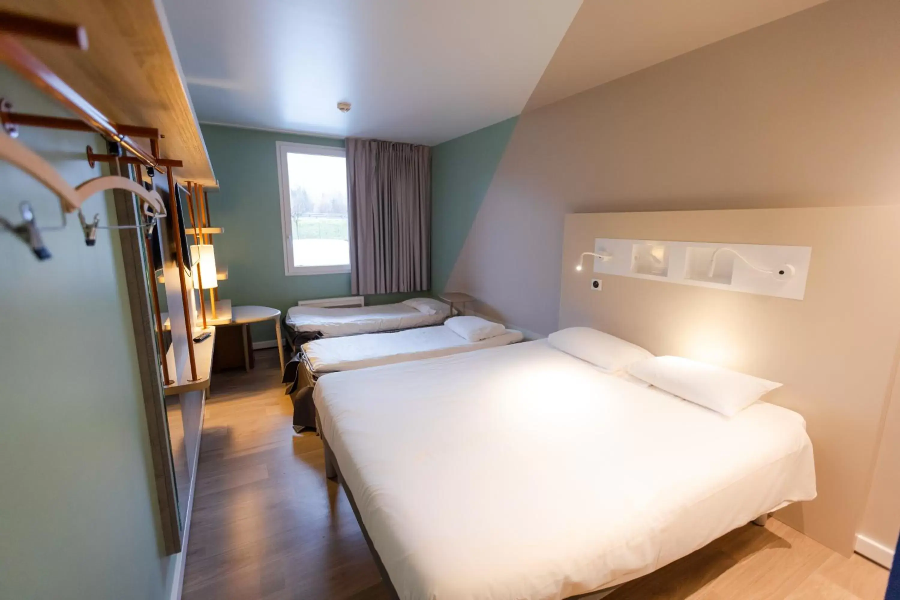 Bed in ibis budget Albertville