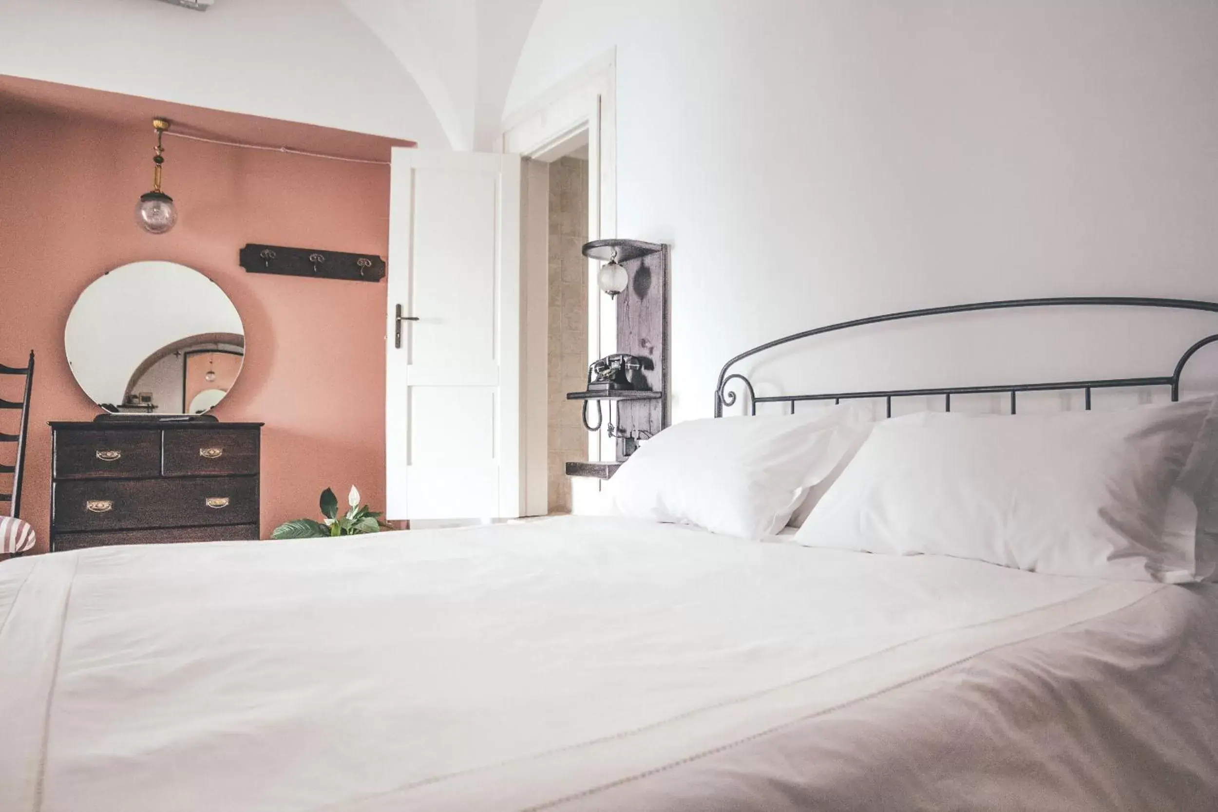 Bed in Albergo Diffuso Sotto le Cummerse