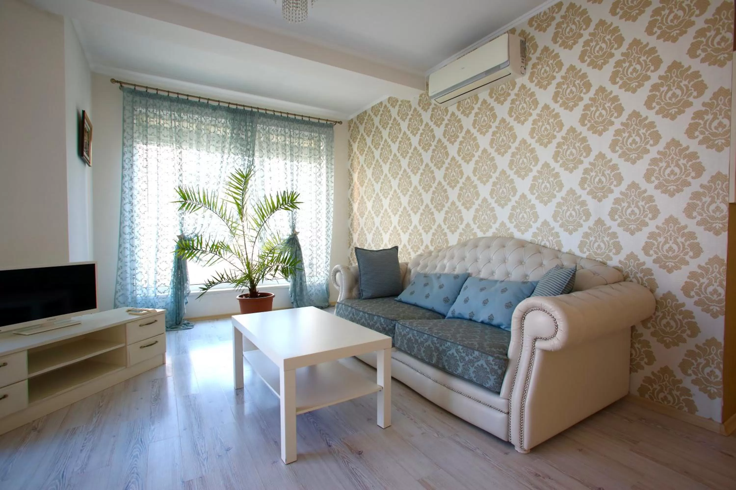 Deluxe One-Bedroom Apartment with Terrace and Sea View in Villa Livia Boutique Apartments