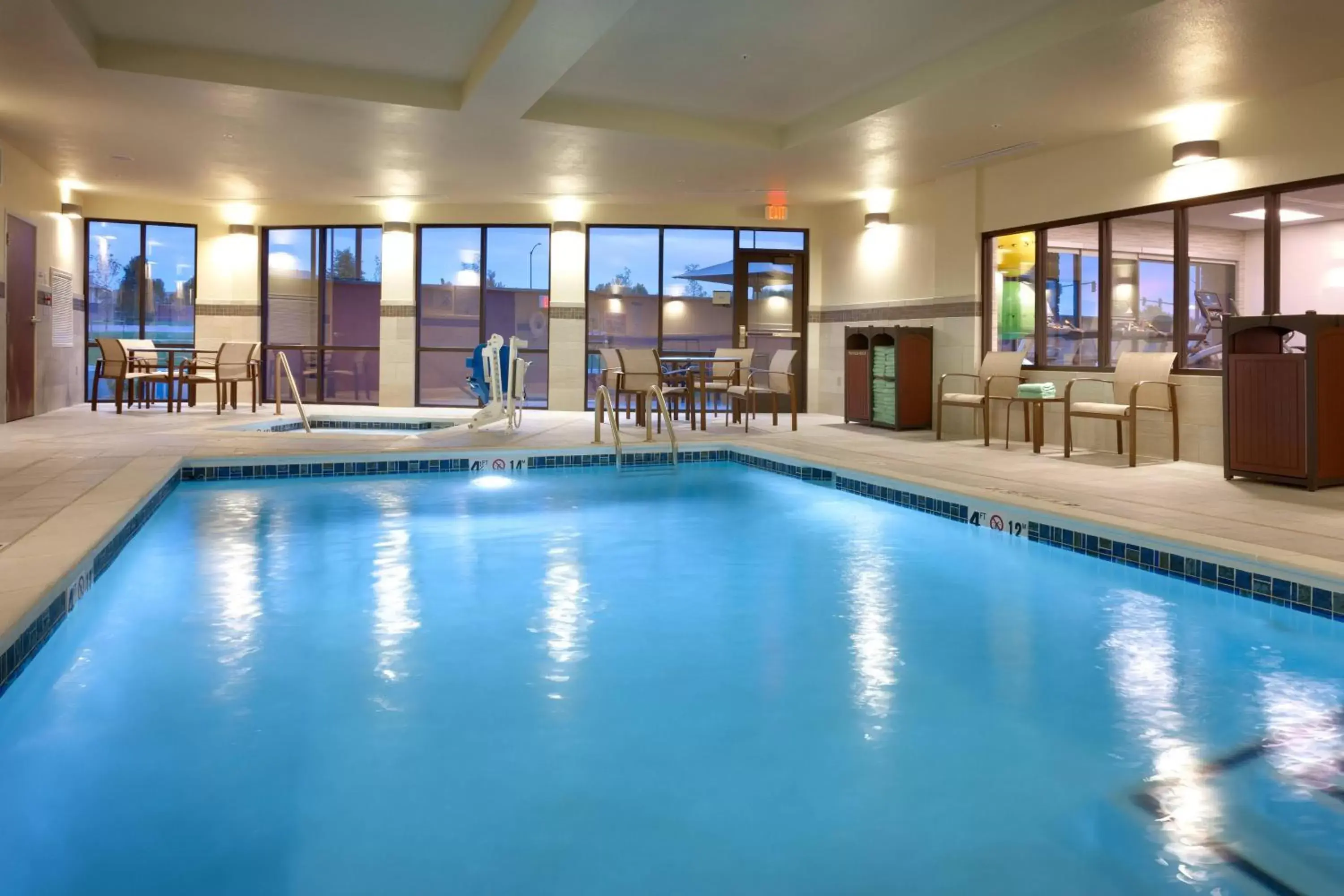 Swimming Pool in Courtyard by Marriott Denver North/Westminster