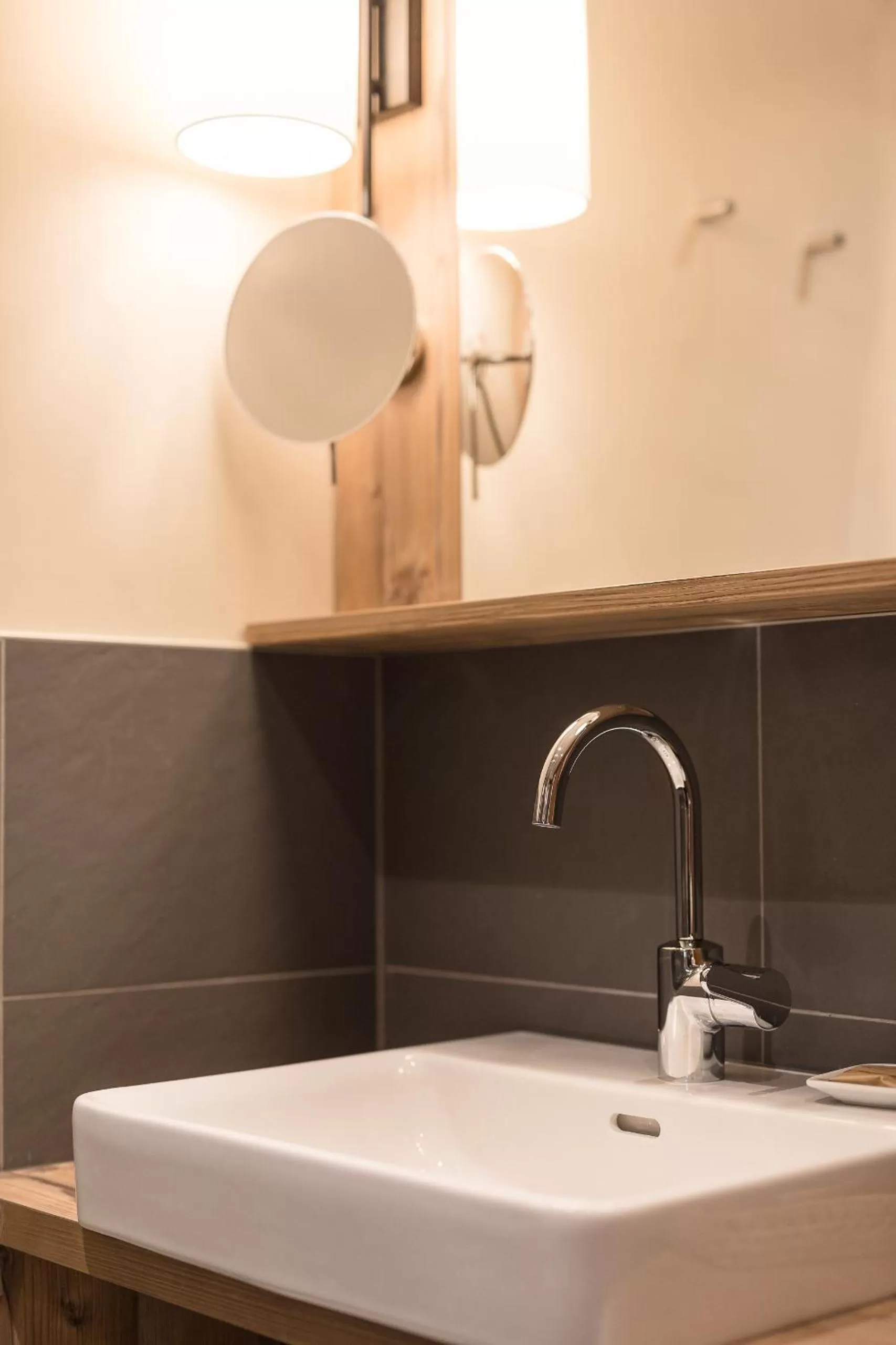 Bathroom in Alpenhotel Tirolerhof