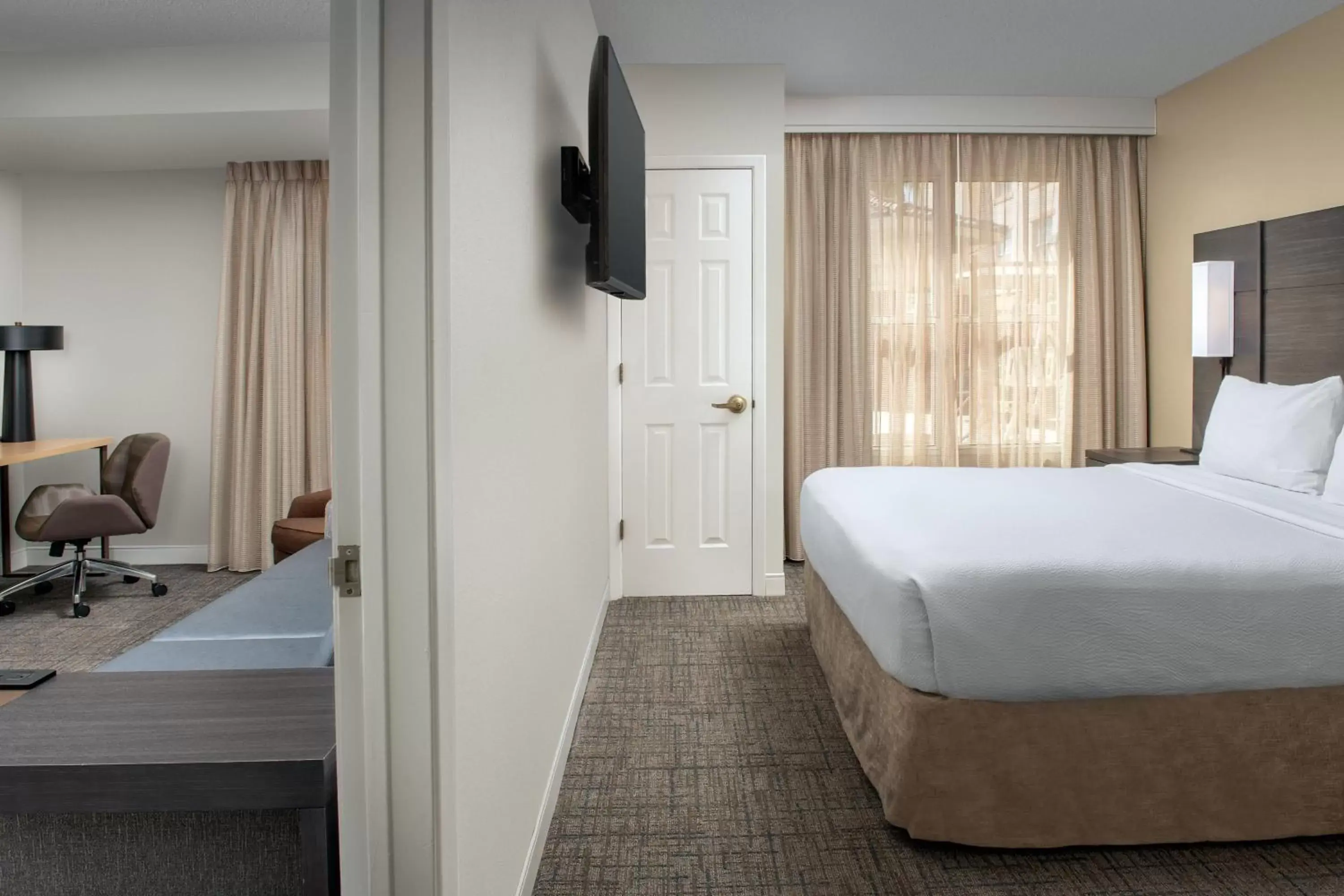 Bedroom, Bed in Residence Inn by Marriott Phoenix Airport
