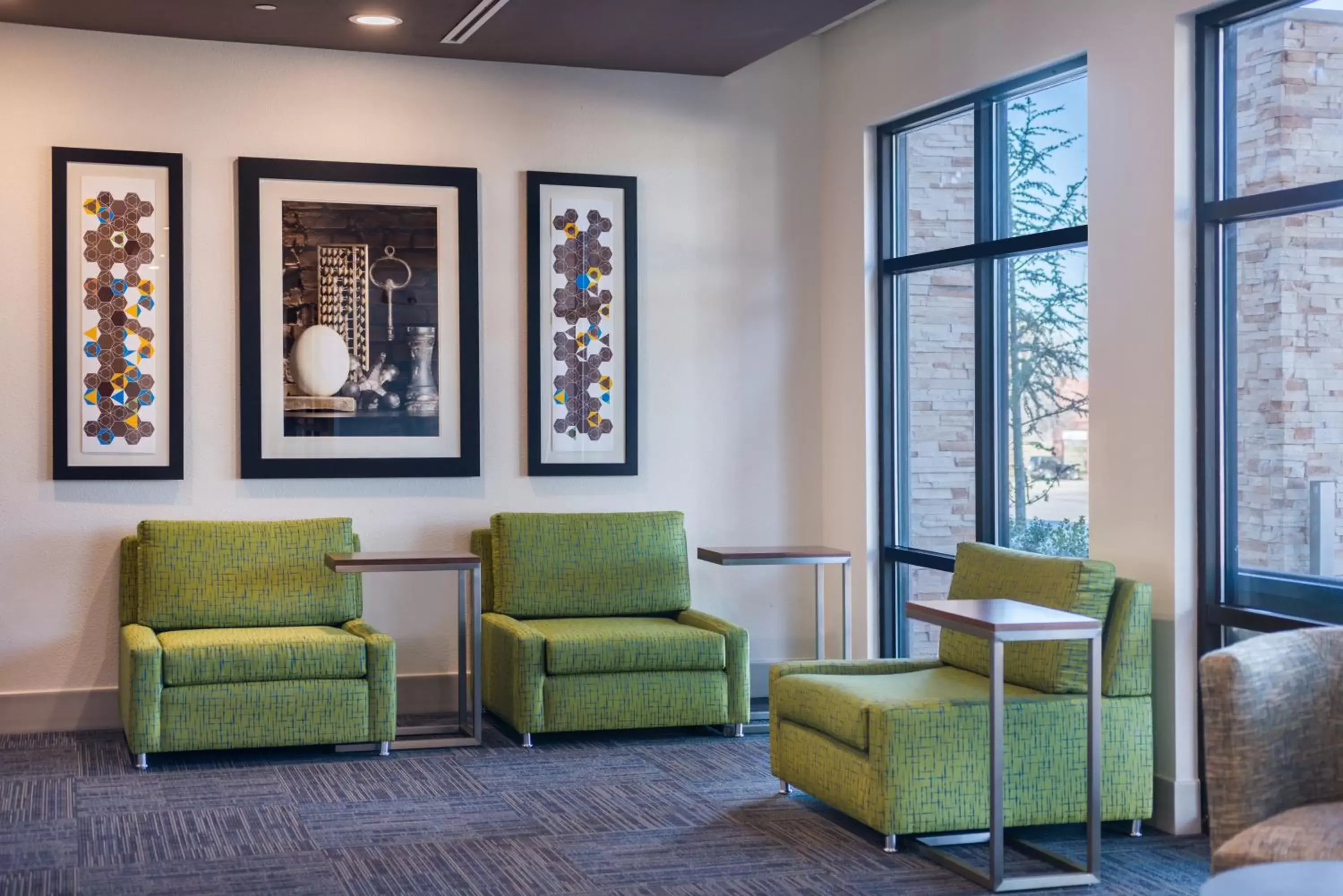 Property building, Seating Area in Holiday Inn Express Fort Worth West, an IHG Hotel