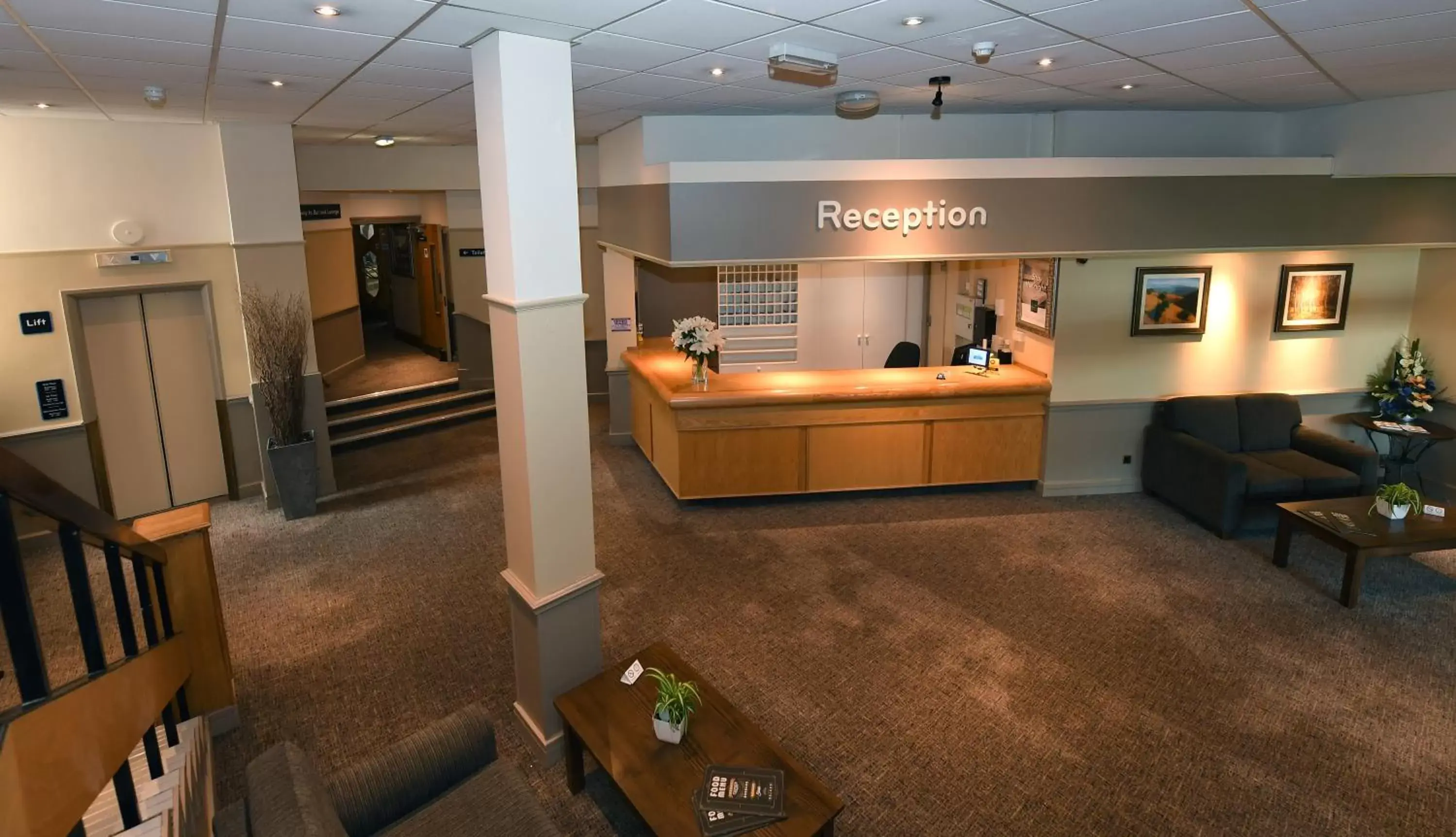 Lobby or reception, Lobby/Reception in Wynnstay Arms, Wrexham by Marston's Inns