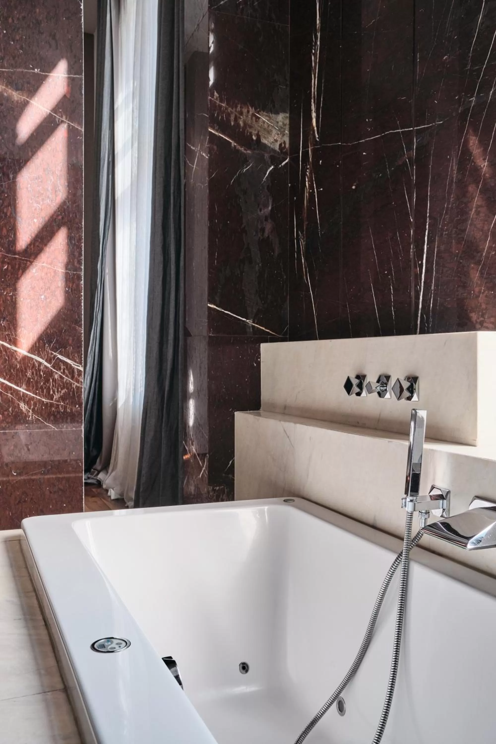 Bathroom in Hotel Monopol