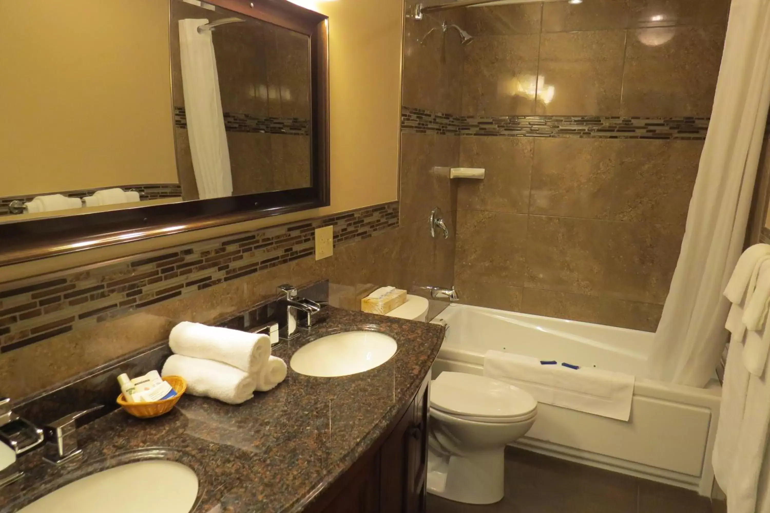 Bathroom in Dockside Suites