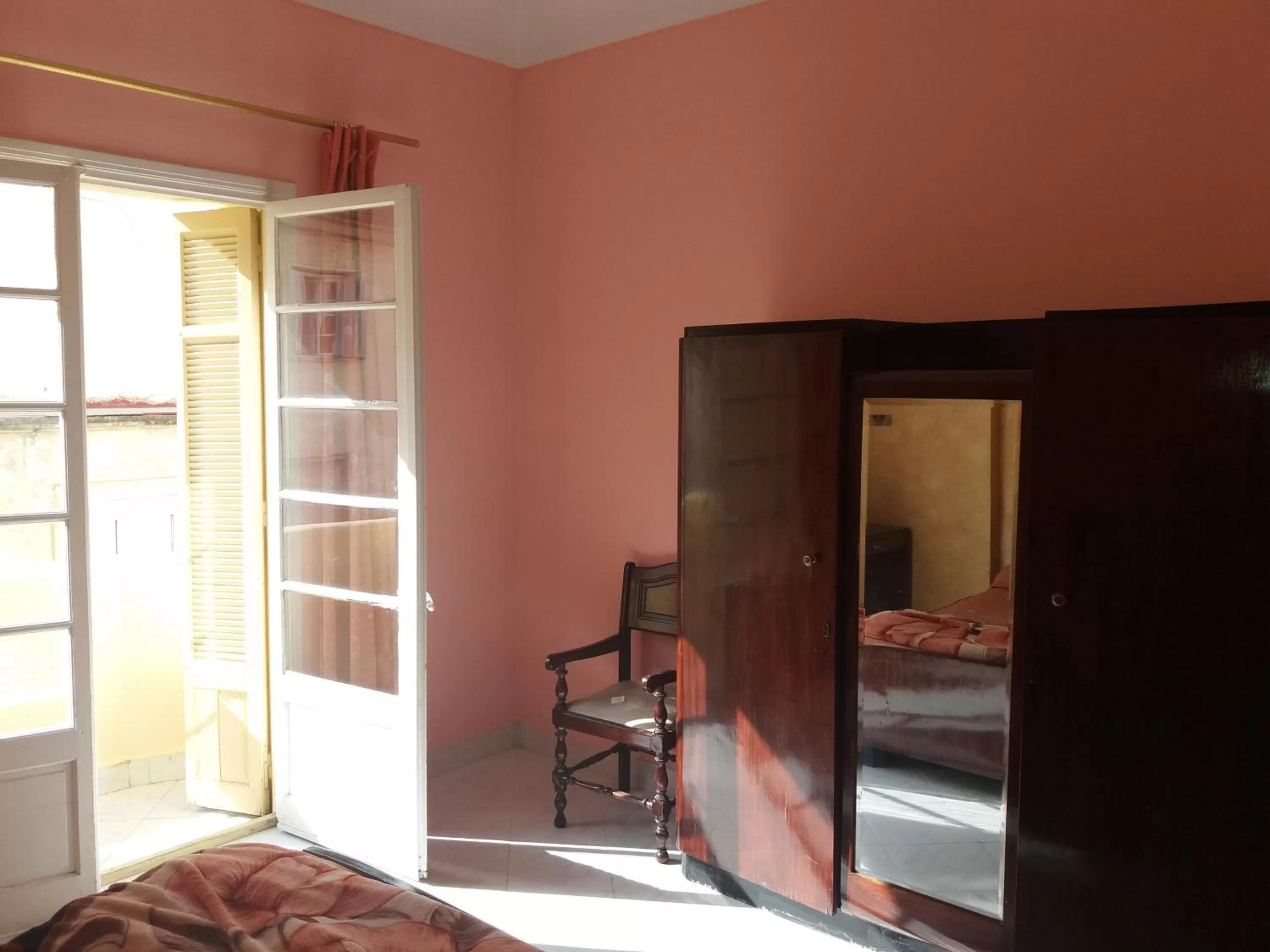 Bed in Hotel Le Gardenia (ex Lutetia)