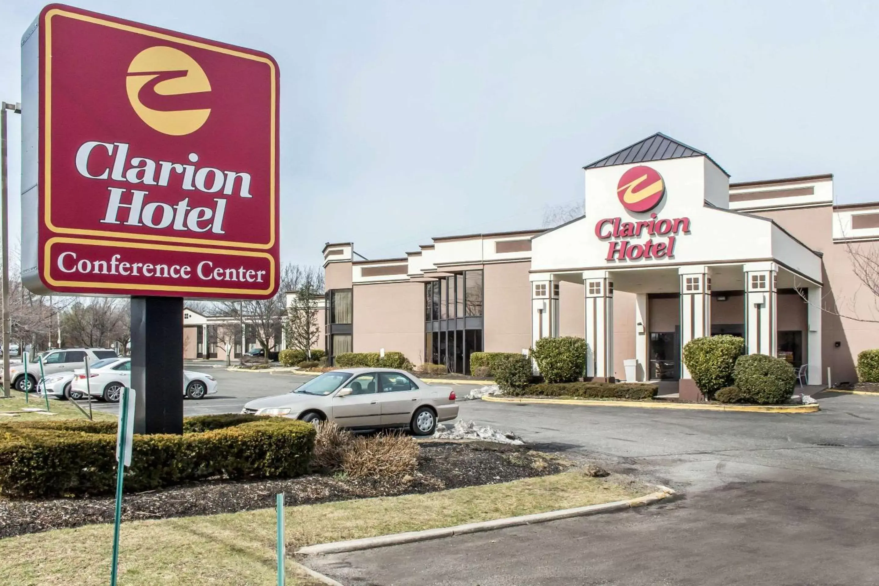 Property building, Property Logo/Sign in Clarion Hotel and Conference Center