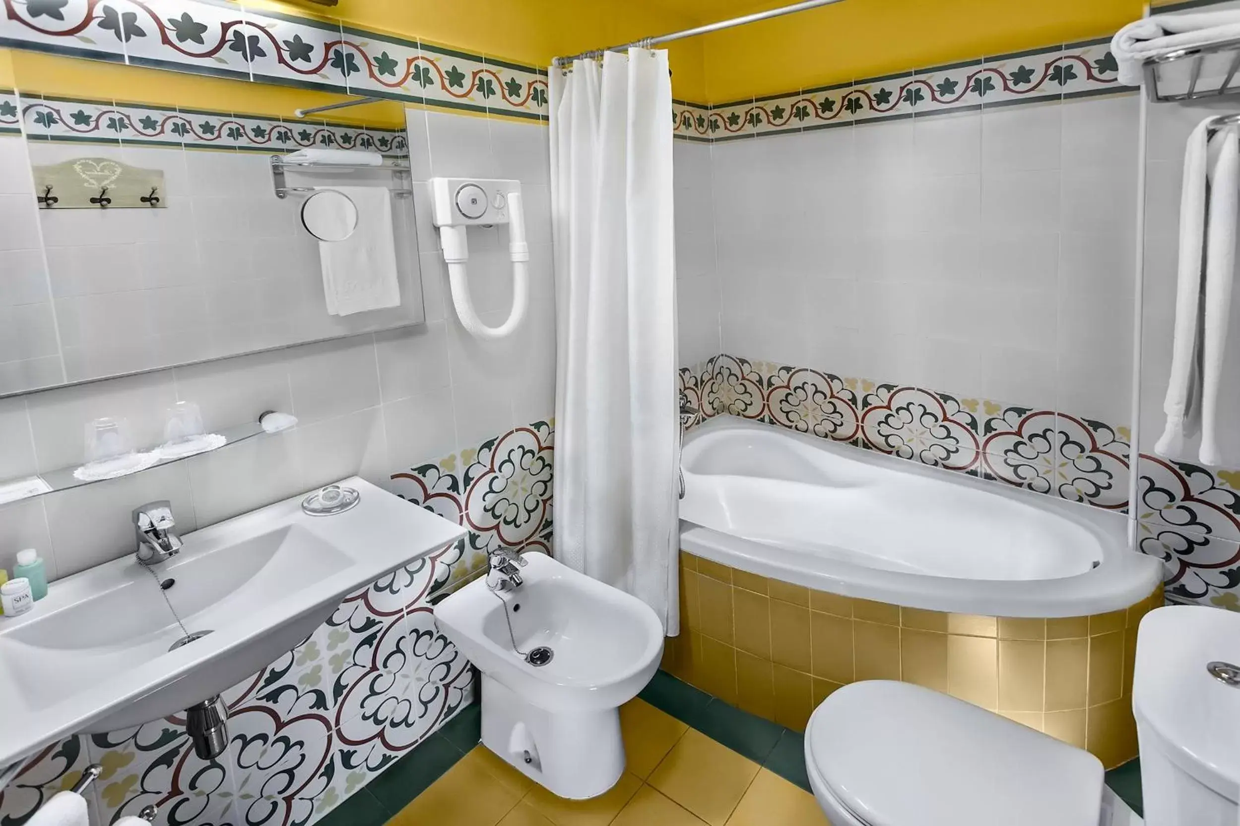 Bathroom in El Rey Moro Hotel Boutique