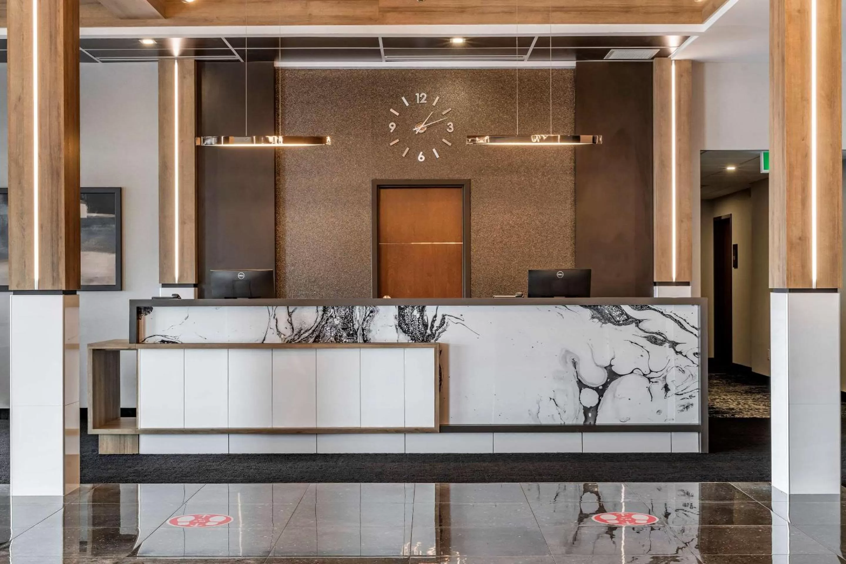 Lobby or reception in Quality Hotel & Conference Centre