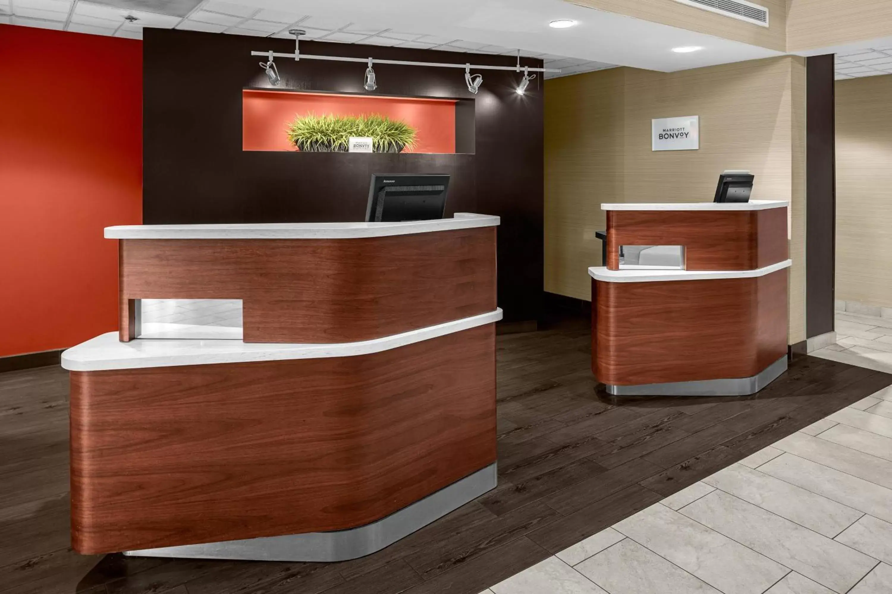 Lobby or reception, Lobby/Reception in Courtyard by Marriott Wilmington/Wrightsville Beach