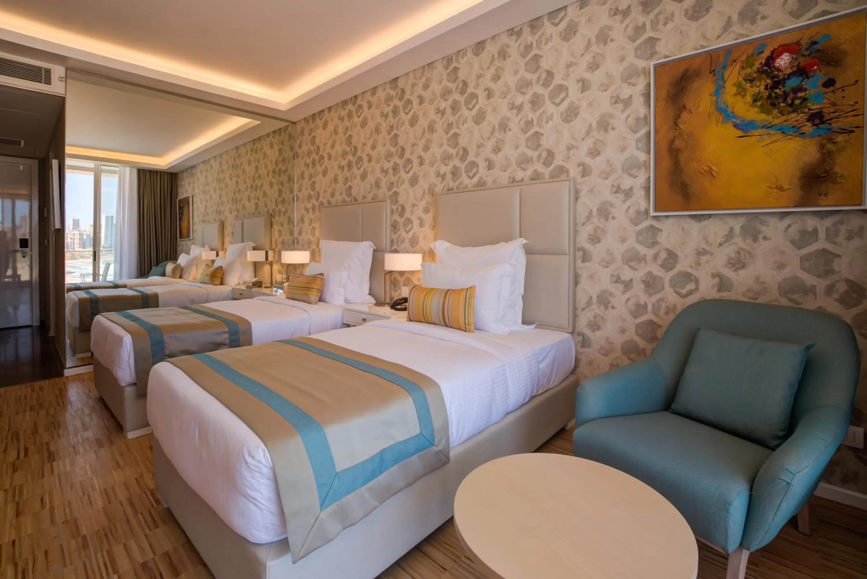 Photo of the whole room, Bed in Lancaster Eden Bay