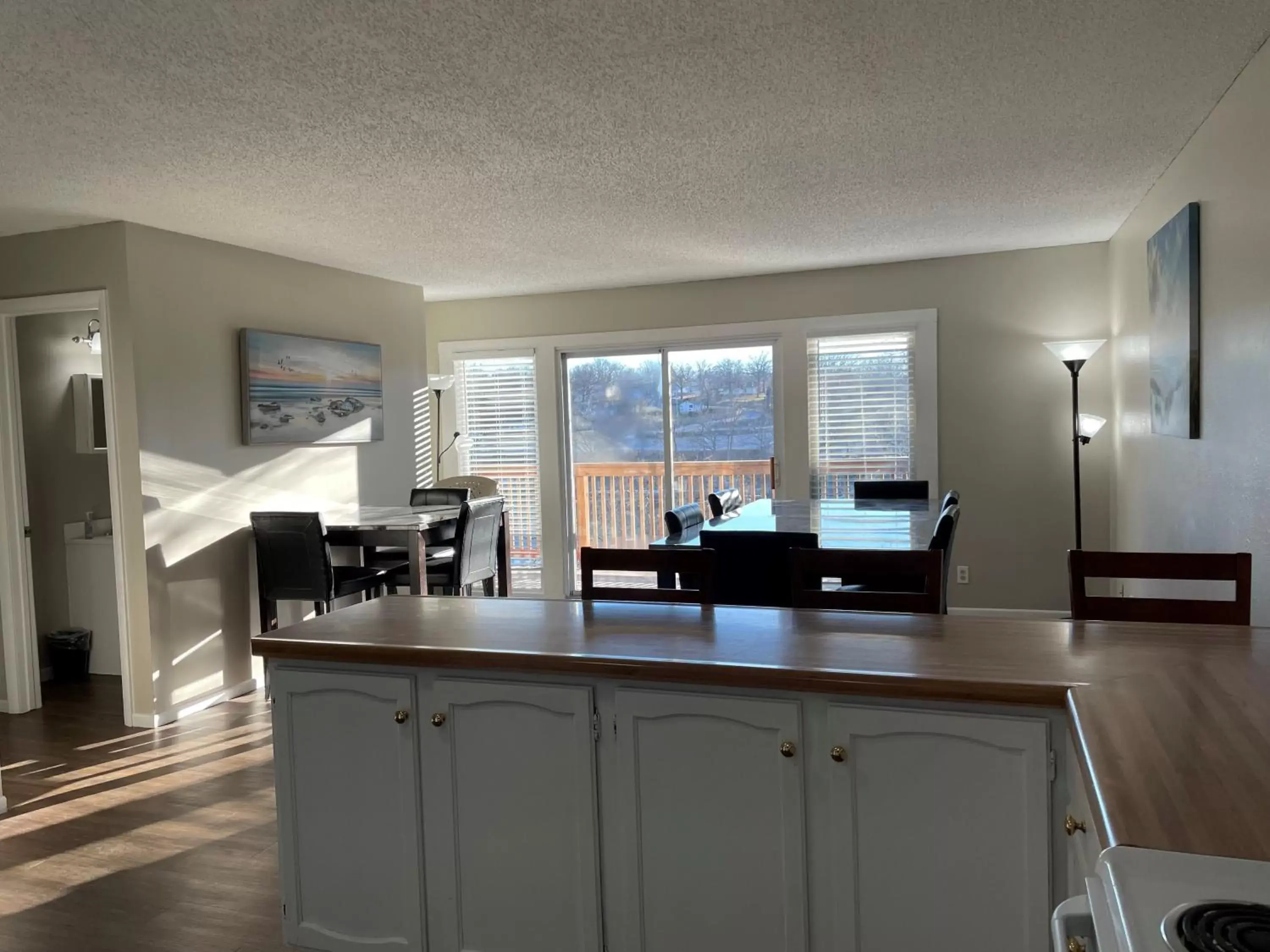 Kitchen/Kitchenette in Sunset Beach Resort