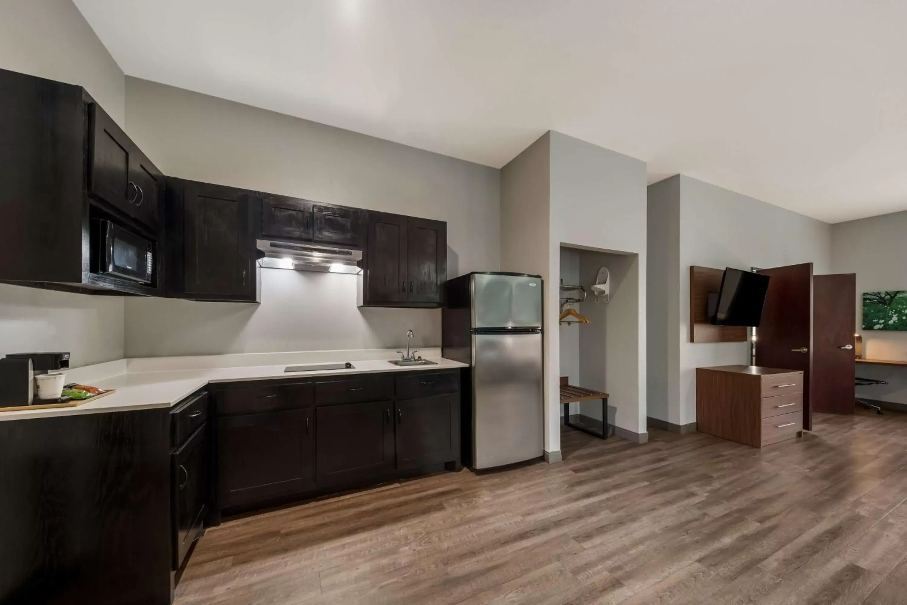 Two Room King Suite - Non-Smoking in Best Western Bowie Inn & Suites Two Room King Suite - Non-Smoking in Best Western Bowie Inn & Suites