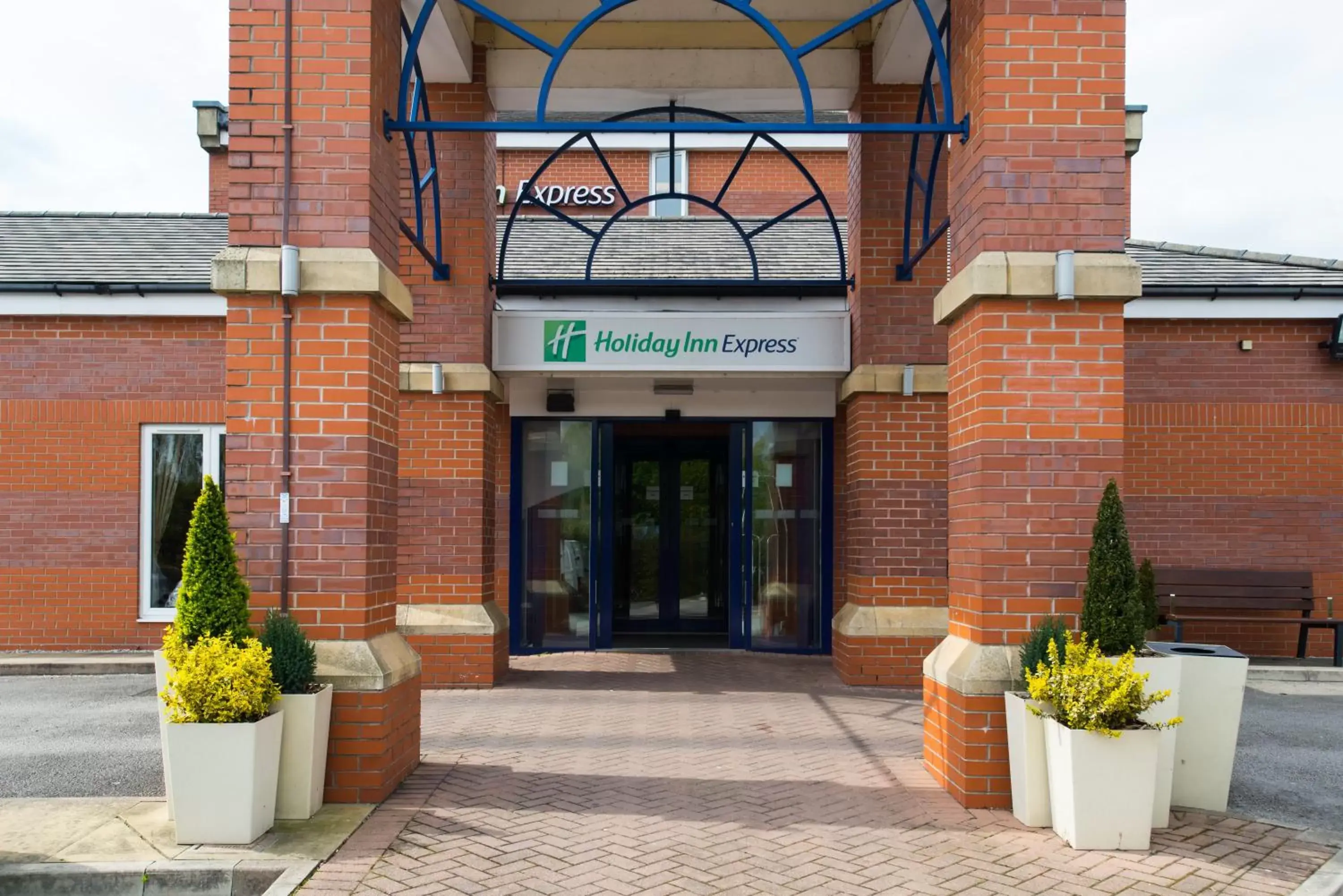 Property building in Holiday Inn Express Manchester East, an IHG Hotel