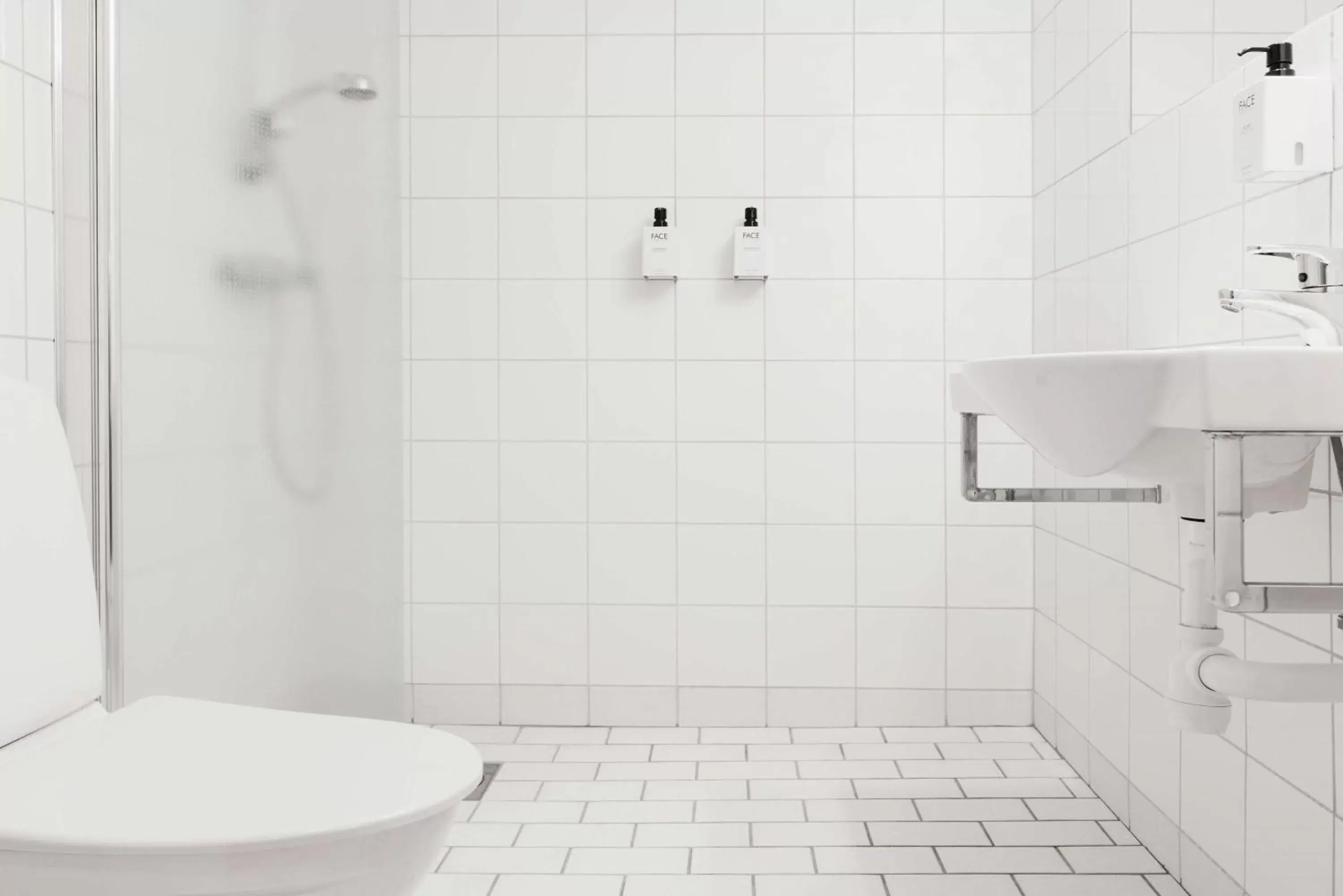 Bathroom in Scandic Västerås