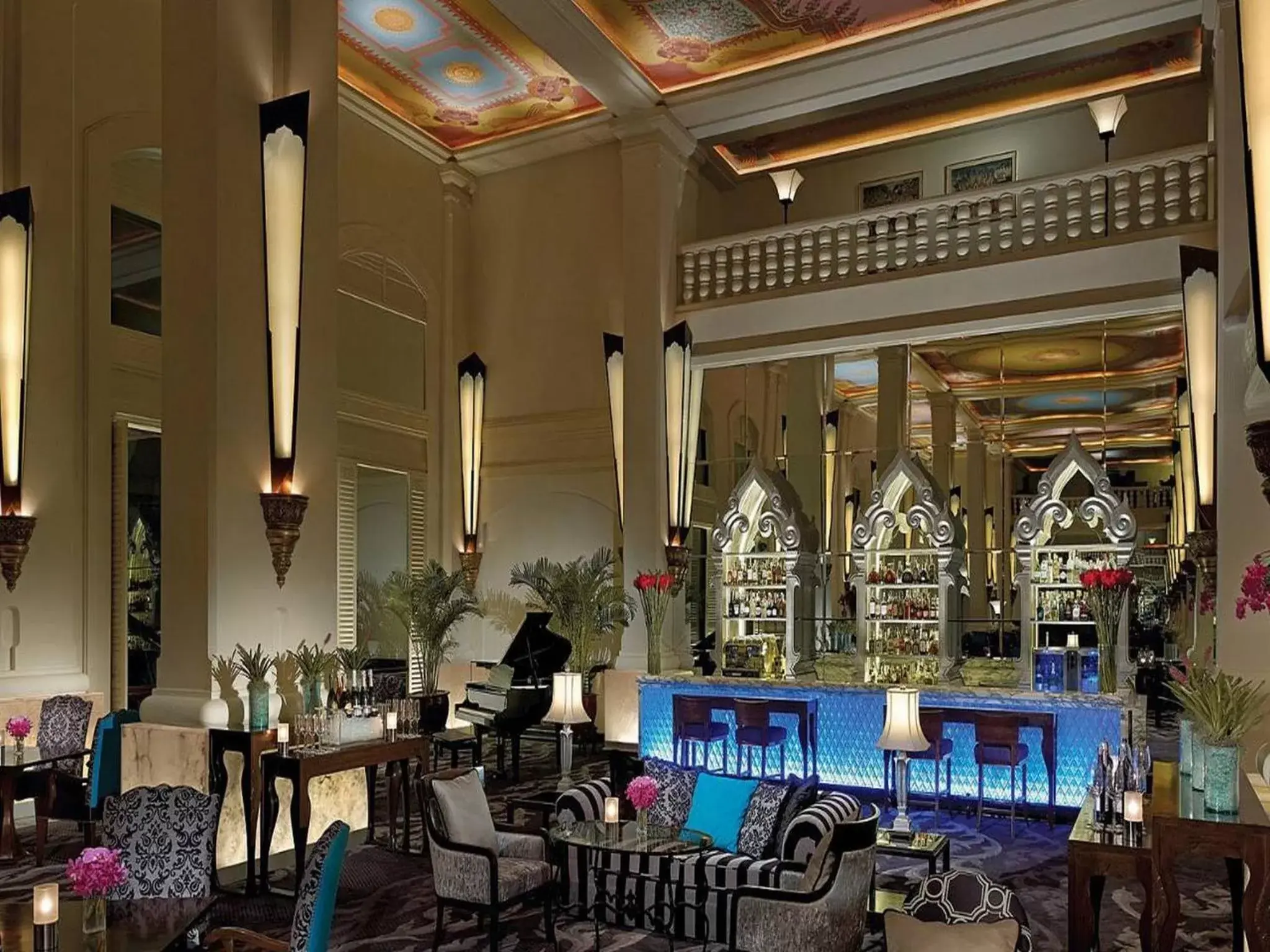Lounge or bar, Restaurant/Places to Eat in Anantara Siam Bangkok Hotel